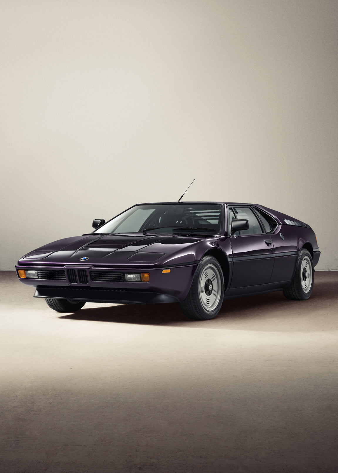 The 1981 BMW M1 E26 by Ronnie Fieg – Kith Japan