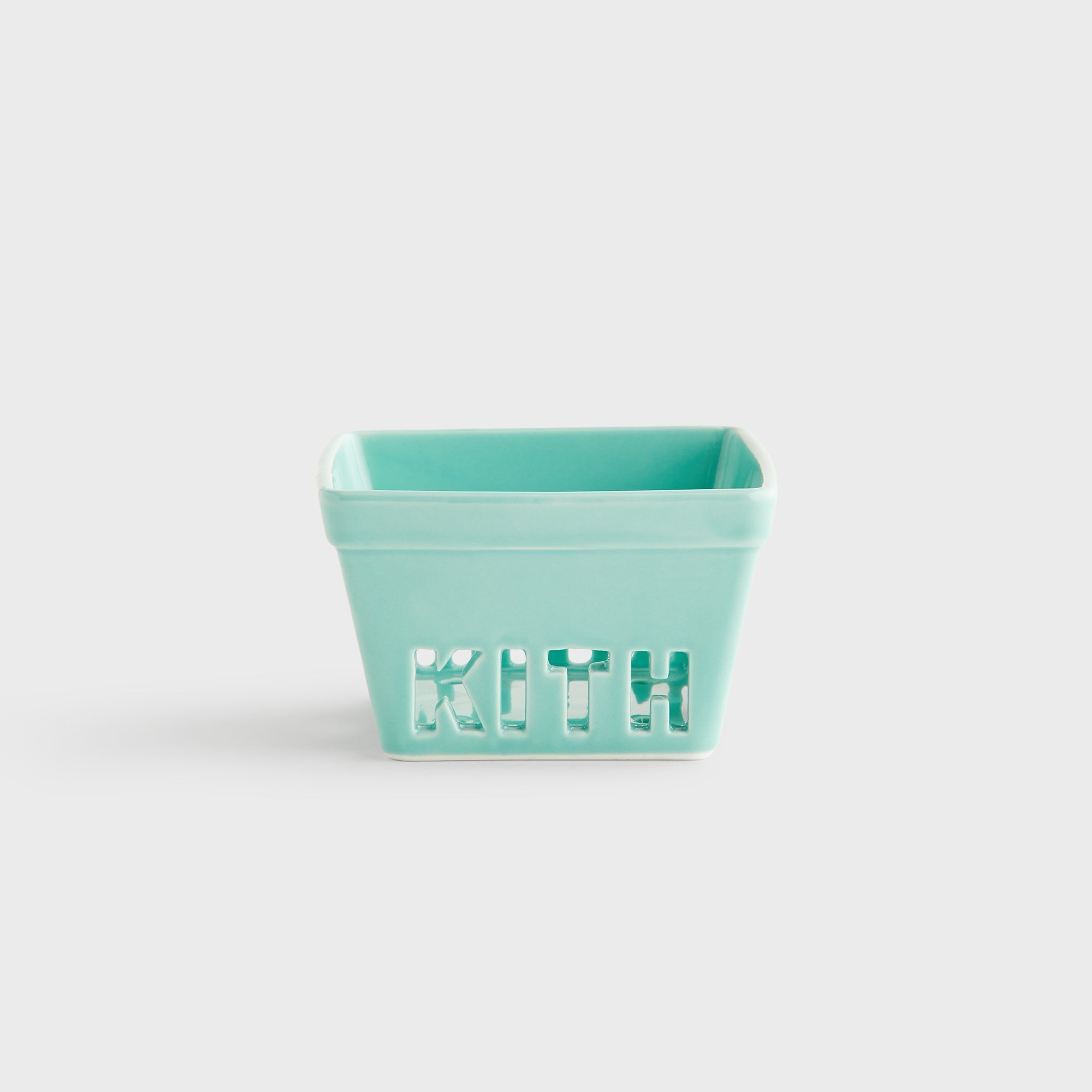 Kith Treats Farmers Market Ceramic Pint Basket - Mykonos – Kith Japan