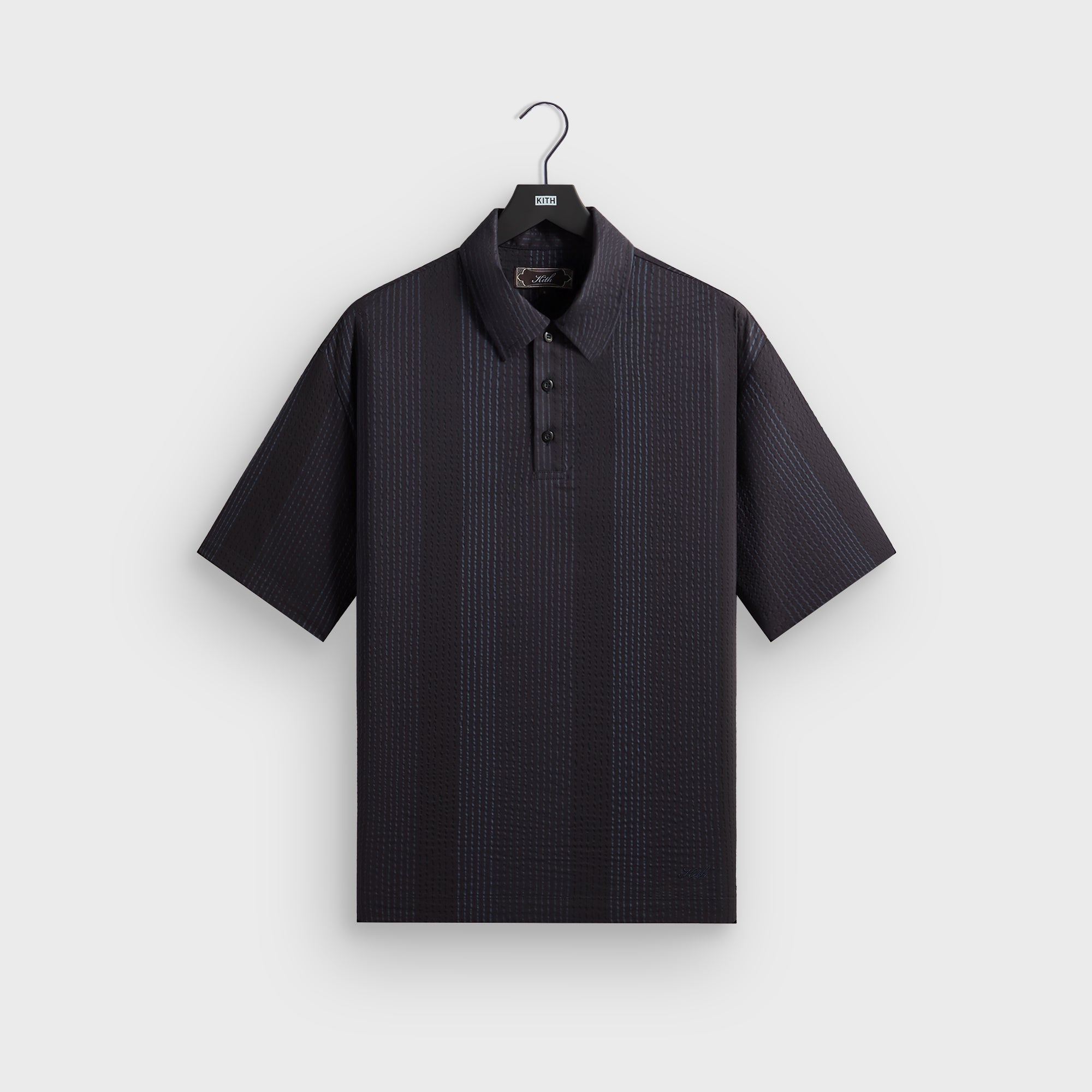 KITH KHM033427 シャドウストライプ スキッパー ポロシャツ L KITH KHM033427 シャドウストライプ スキッパー ポロシャツ L 【公式通販】