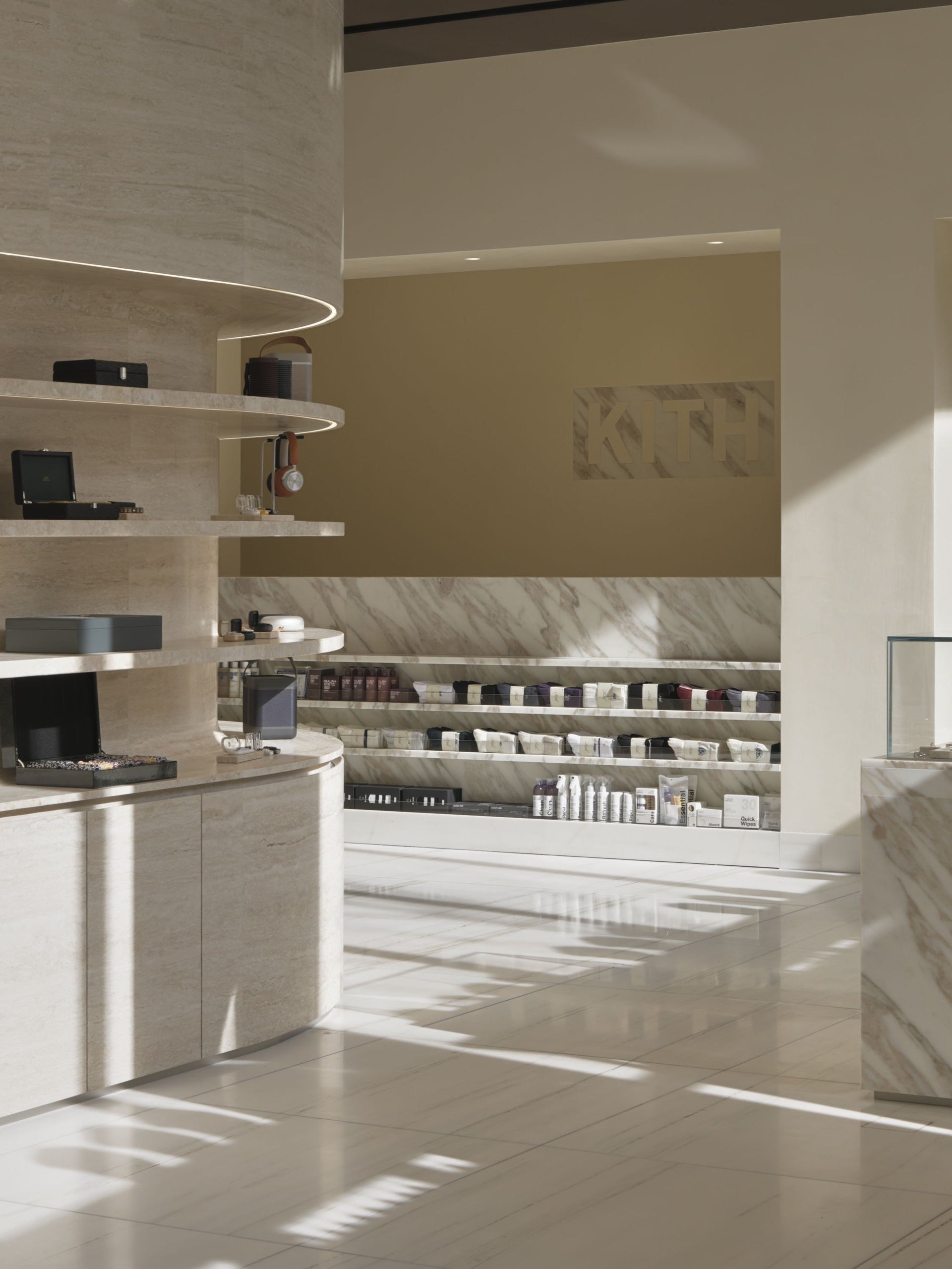 Kith Osaka 営業日程のお知らせ / Store Closure Notice