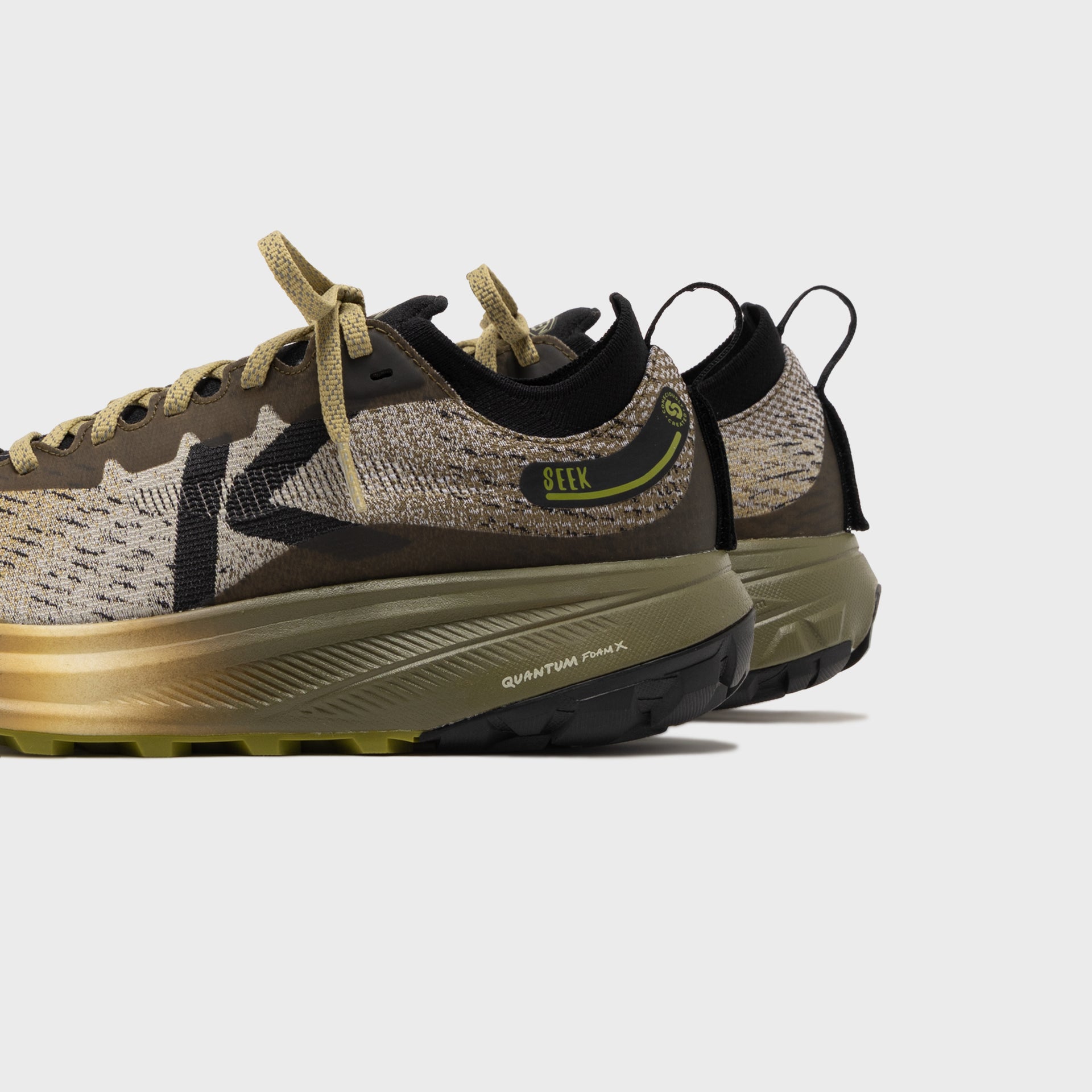 Keen Seek - Grey