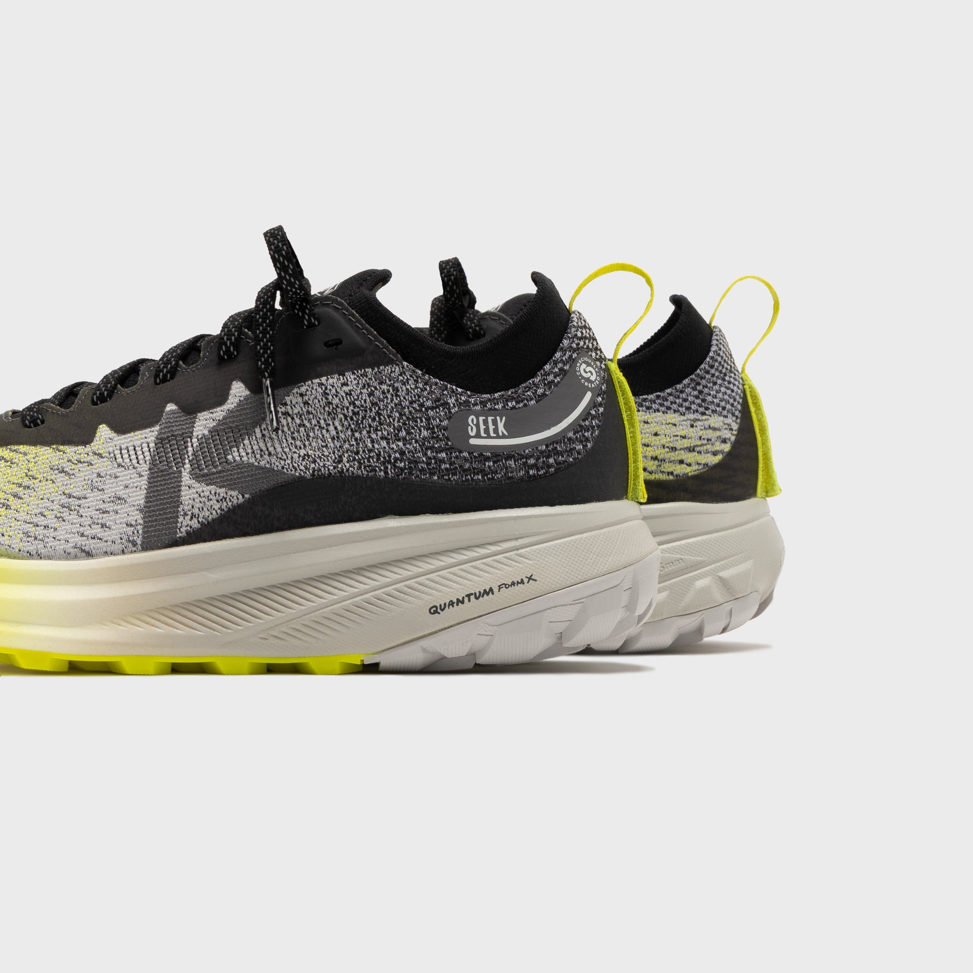 Keen Seek - Black