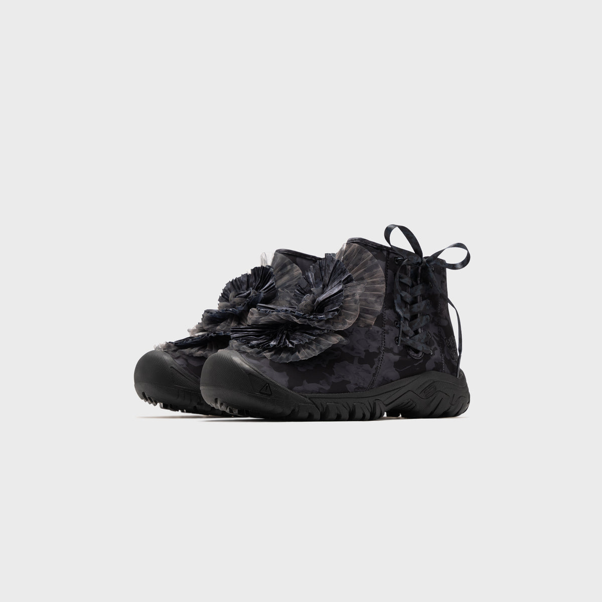 Keen × Collina Strada WMNS Targhee EXP - Black / Black