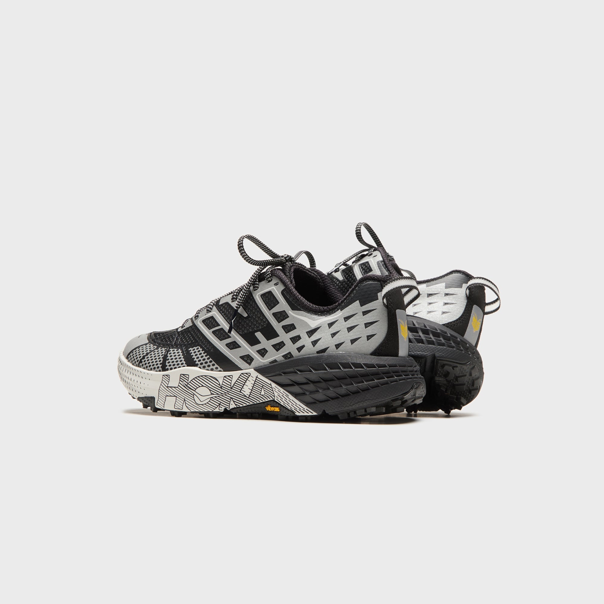 【新品未使用】HOKA SPEEDGOAT2 HOKA U Speedgoat 2 TS - Black / Stardust – Kith Japan