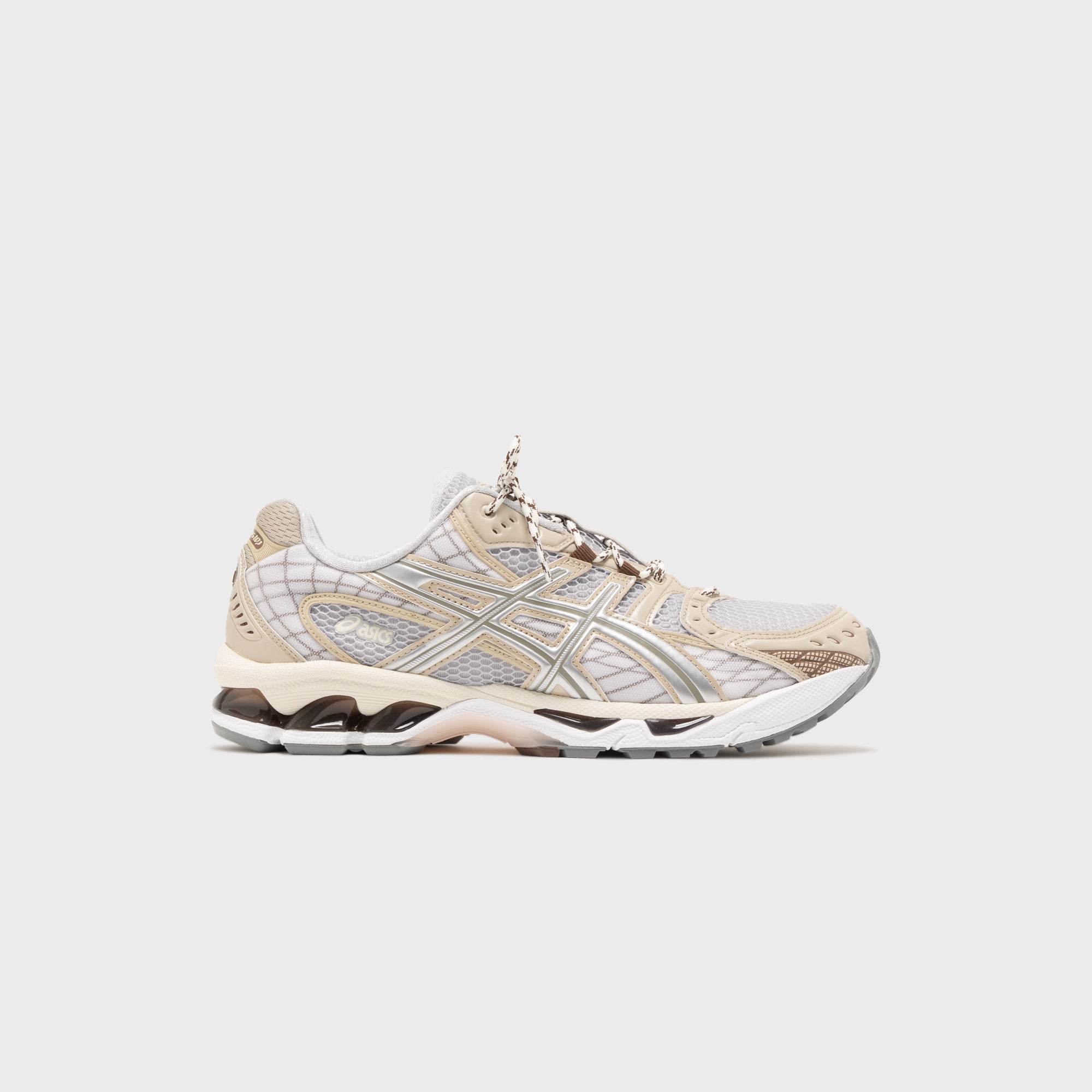 るなよう　1104545 3-28-25-AsicsNimbus10Yellow-