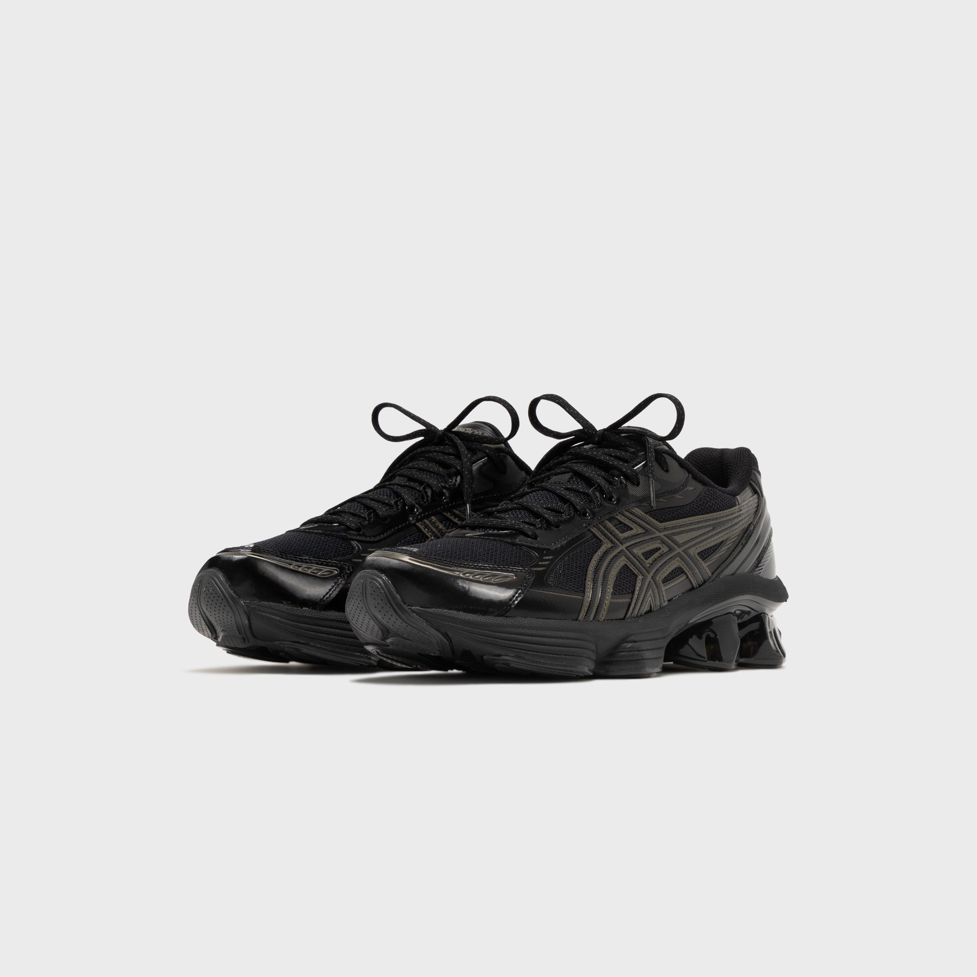 ASICS Gel-Kinetic Fluent - Black / Graphite Grey