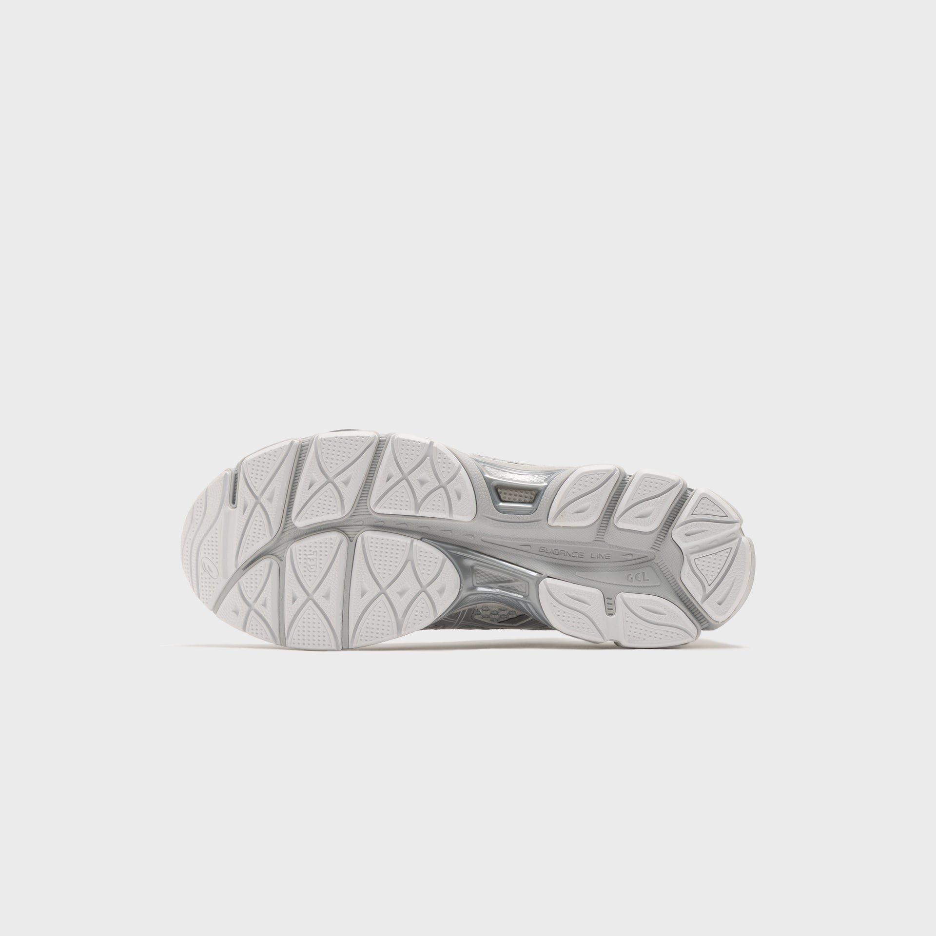 ASICS Gel-Cumulus 16 - Glacier Grey / Pure Silver
