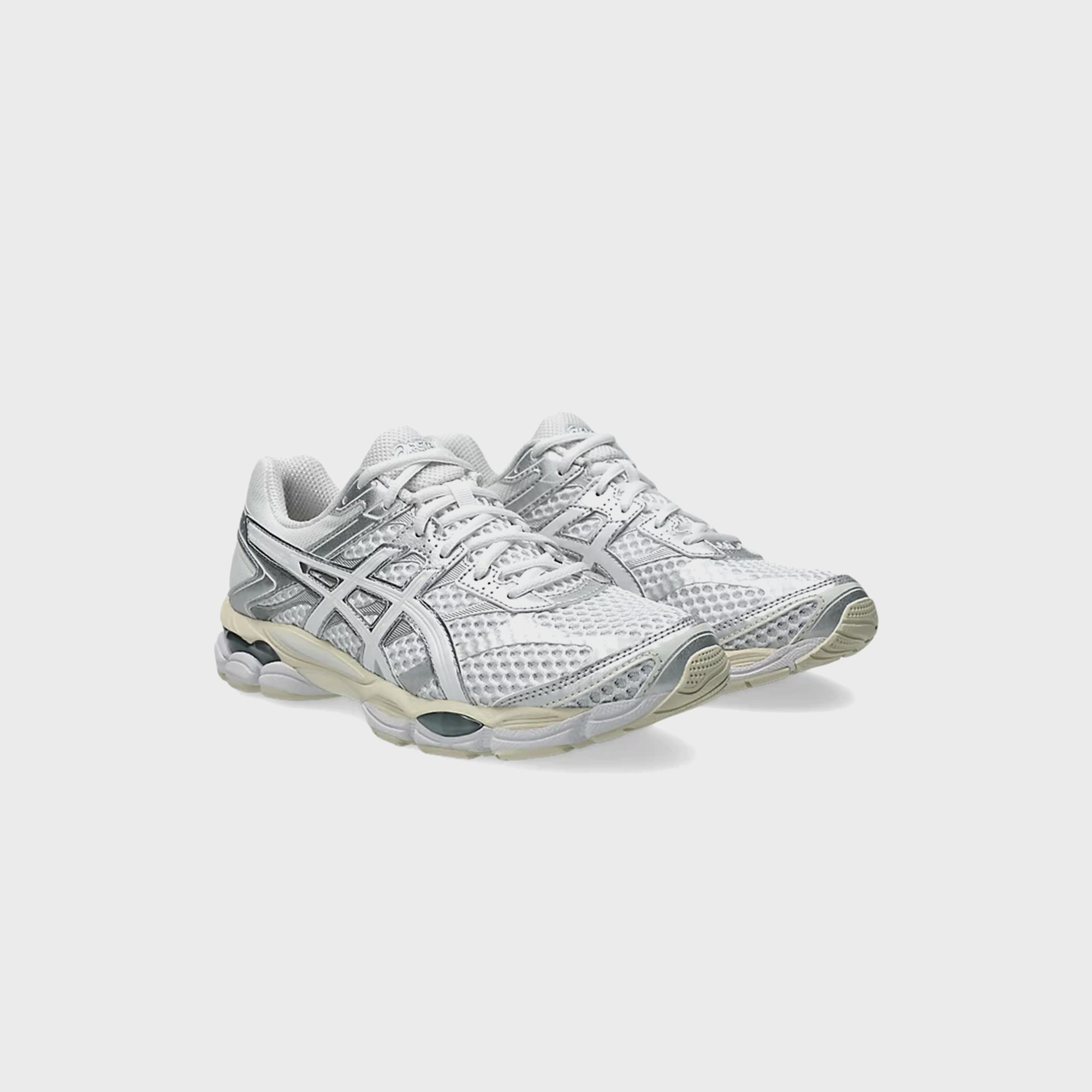 ASICS GEL CUMULUS 16ホワイト シルバー24.5 ASICS Gel-Cumulus 16 - White – Kith Japan