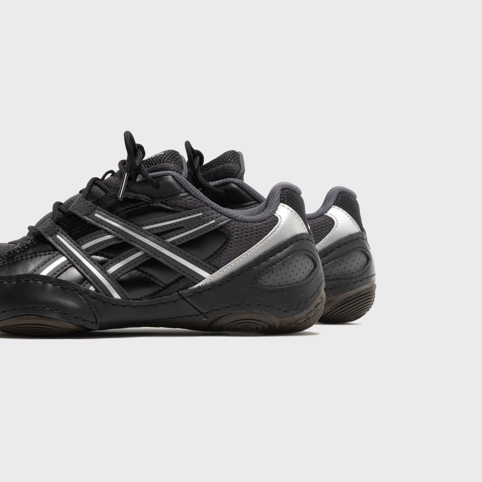 Asics HYPERSYNC - Graphite Grey / Black