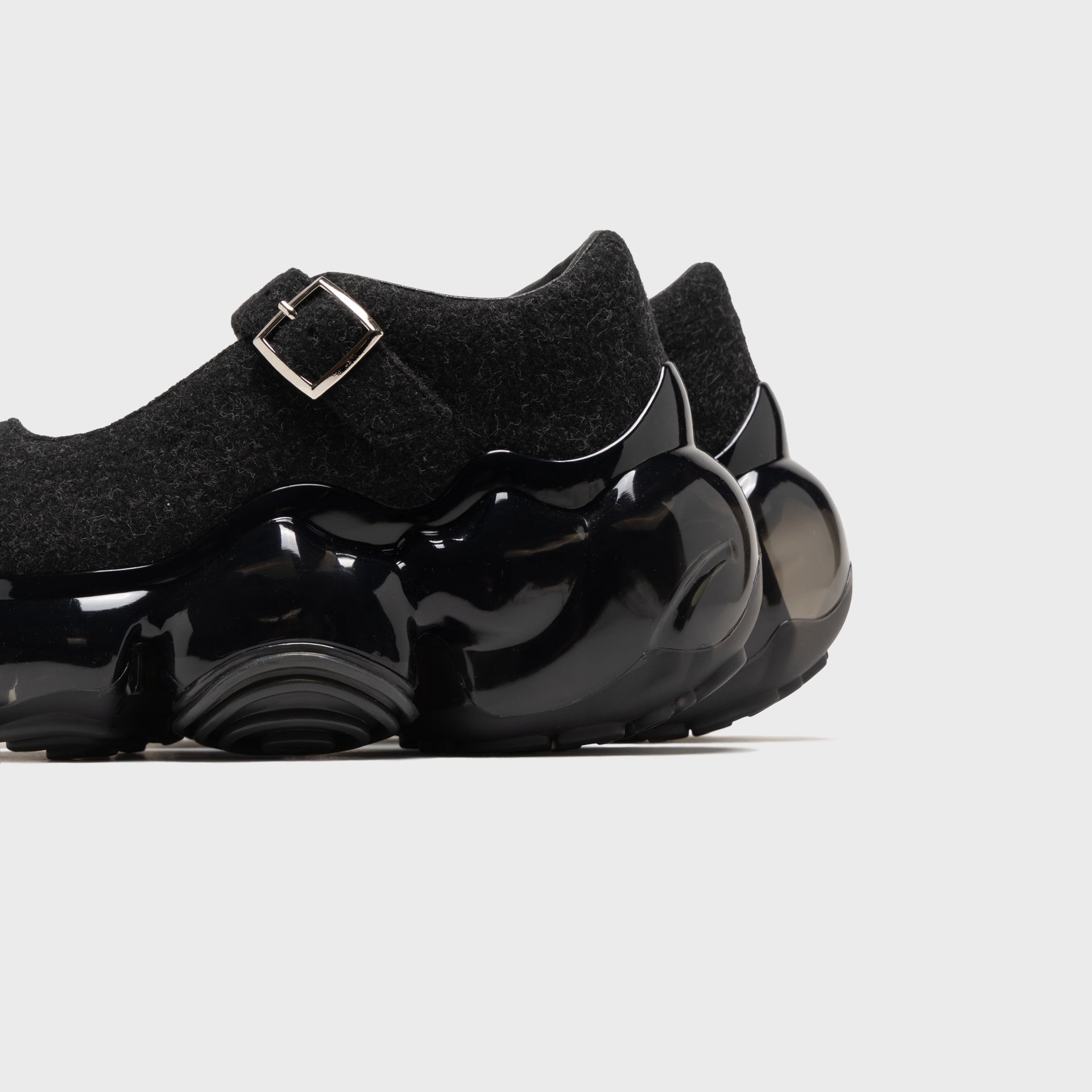 Grounds Moopie Felt Pebble - Black Felt / Black
