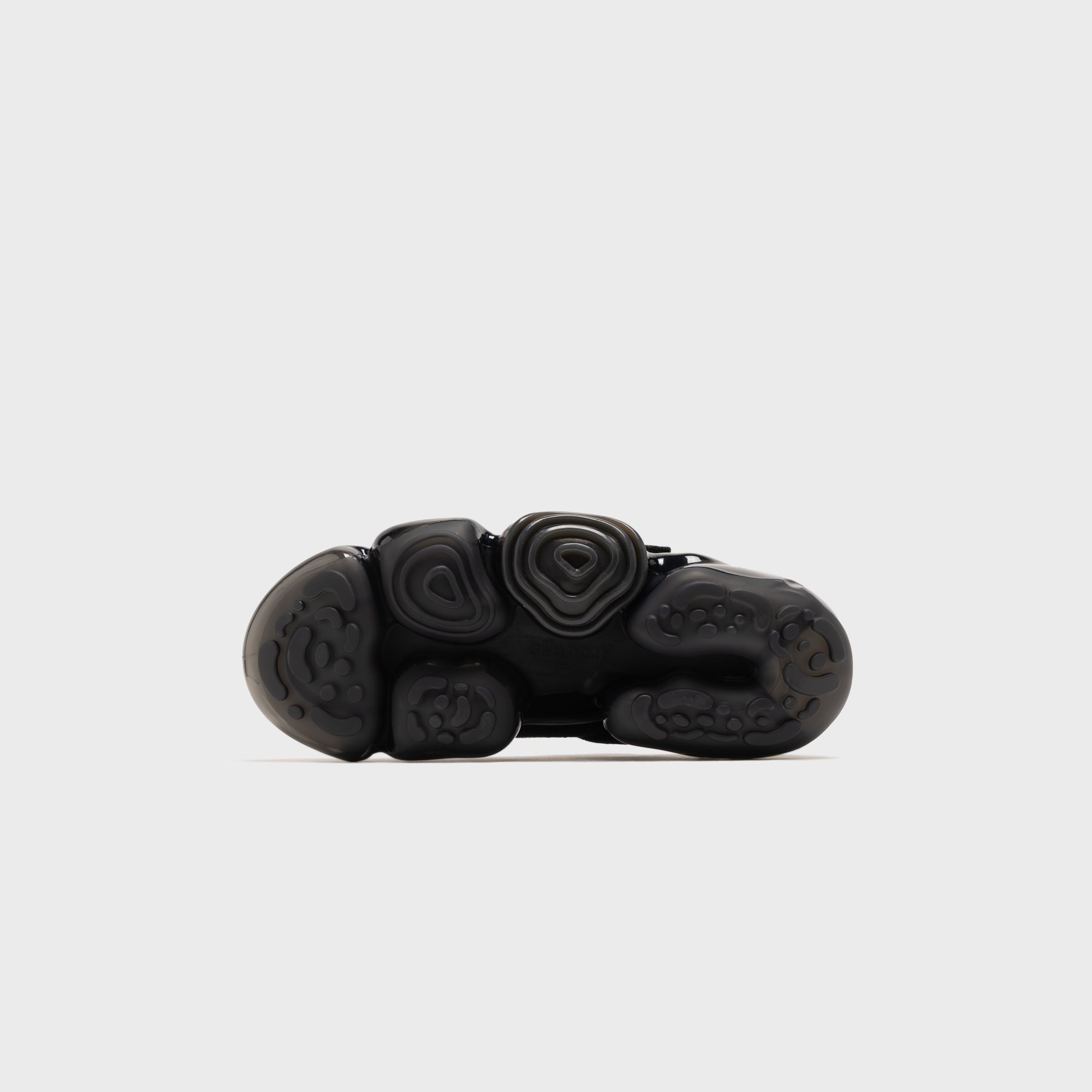 Grounds Moopie Felt Pebble - Black Felt / Black – Kith Japan