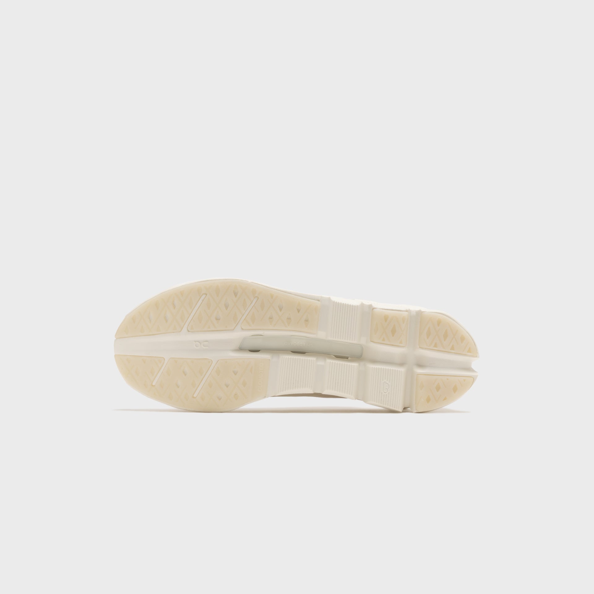 On Running Cloudflow 5 AD - Ivory / Grain