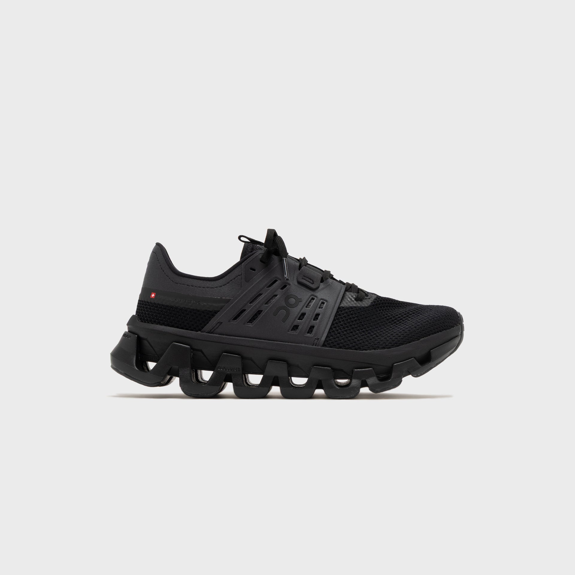 On Running Cloudswift Amp - Black / Black