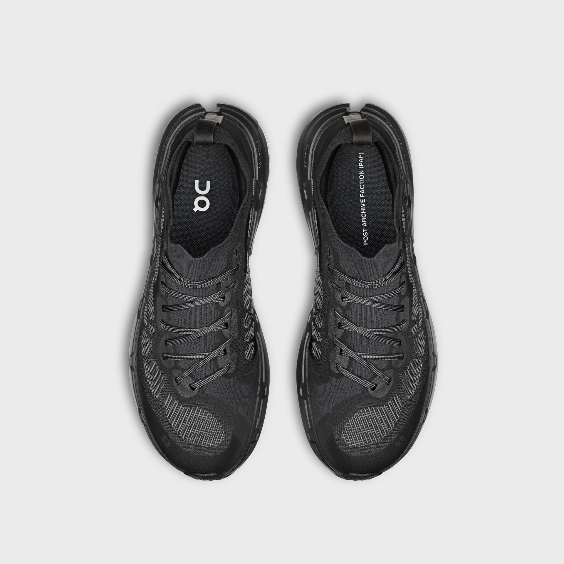 On Running x Post Archive Faction Cloudsoma - Black / Black