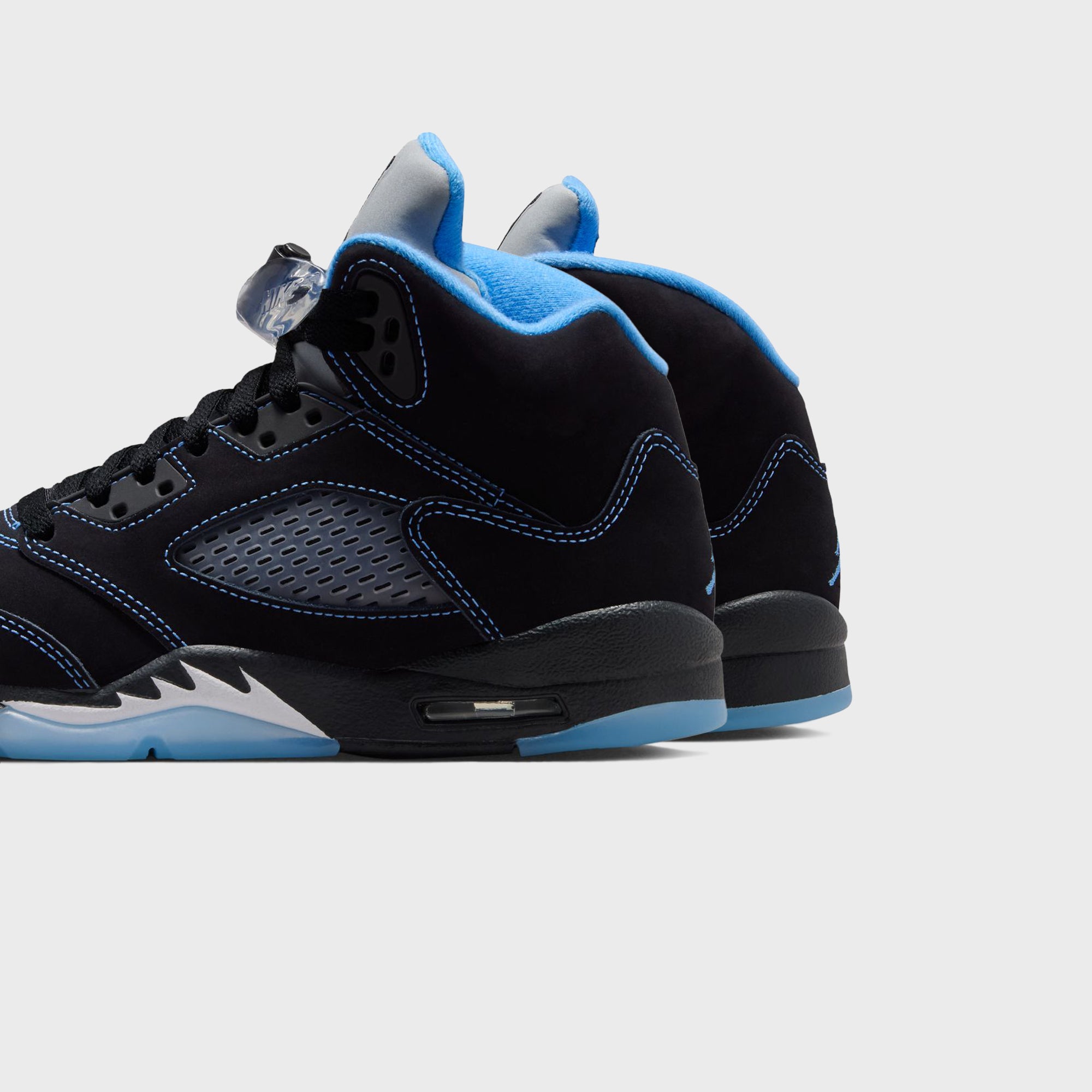 Jordan GS Air Jordan 5 Retro - Black / University Blue – Kith Japan