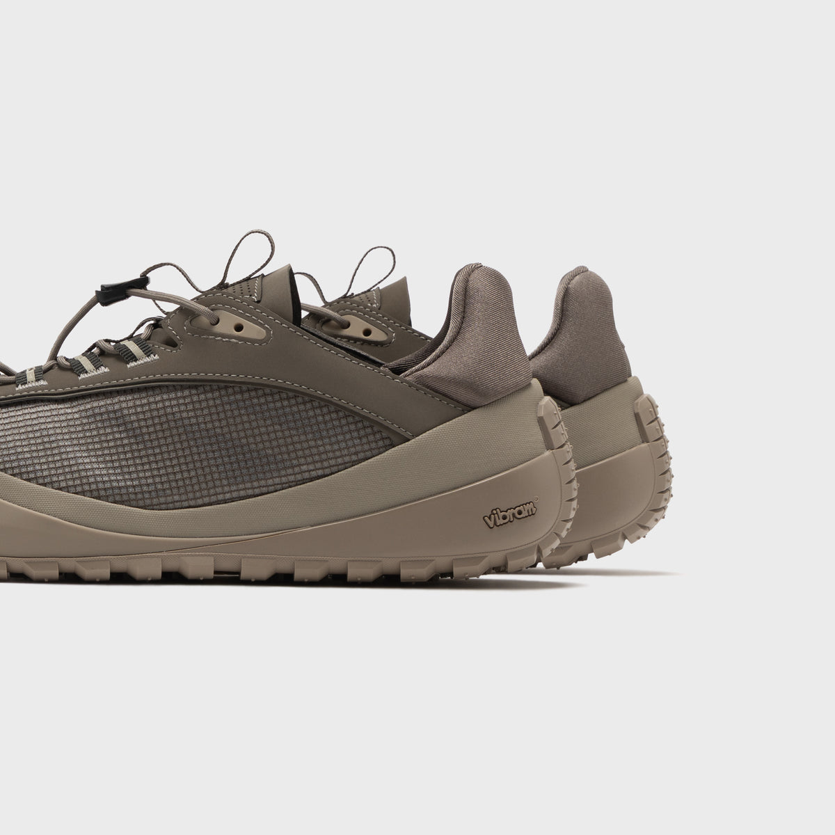 Moncler Trailgrip LP Low - Grey