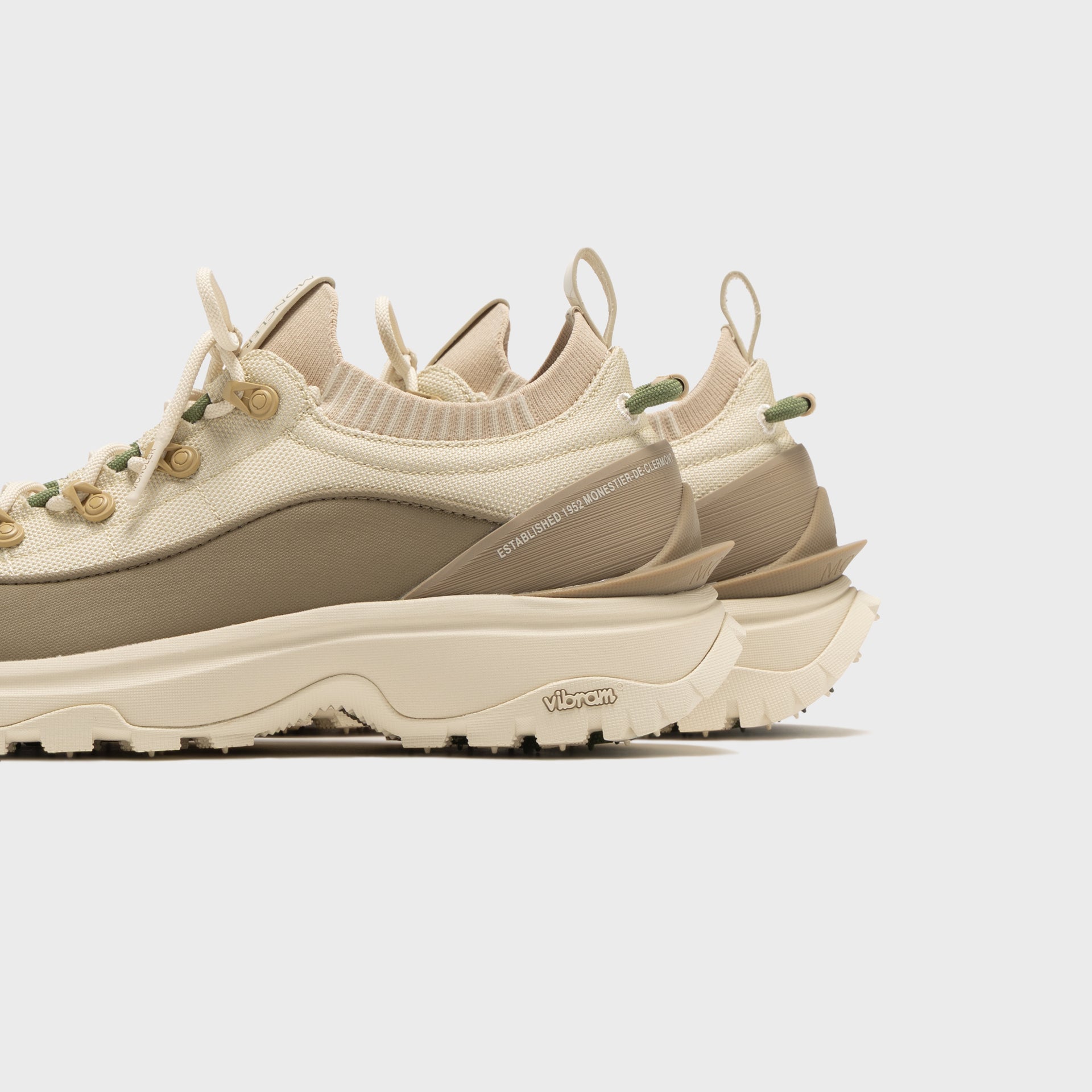 Moncler Trailgrip lite 3 Low - Beige