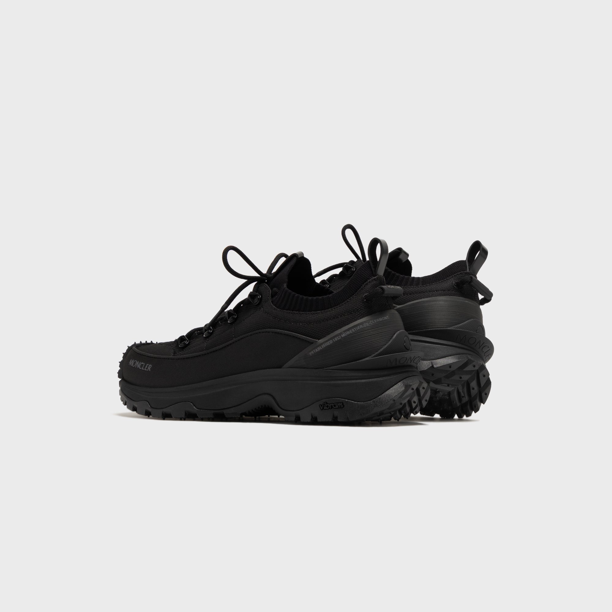 Moncler Trailgrip lite 3 Low - Black – Kith Japan
