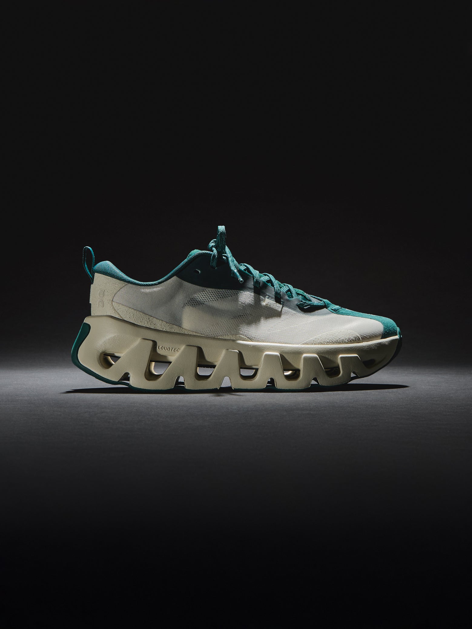Kith for On K-Tech 1 & K-Tech 2 – Kith Japan
