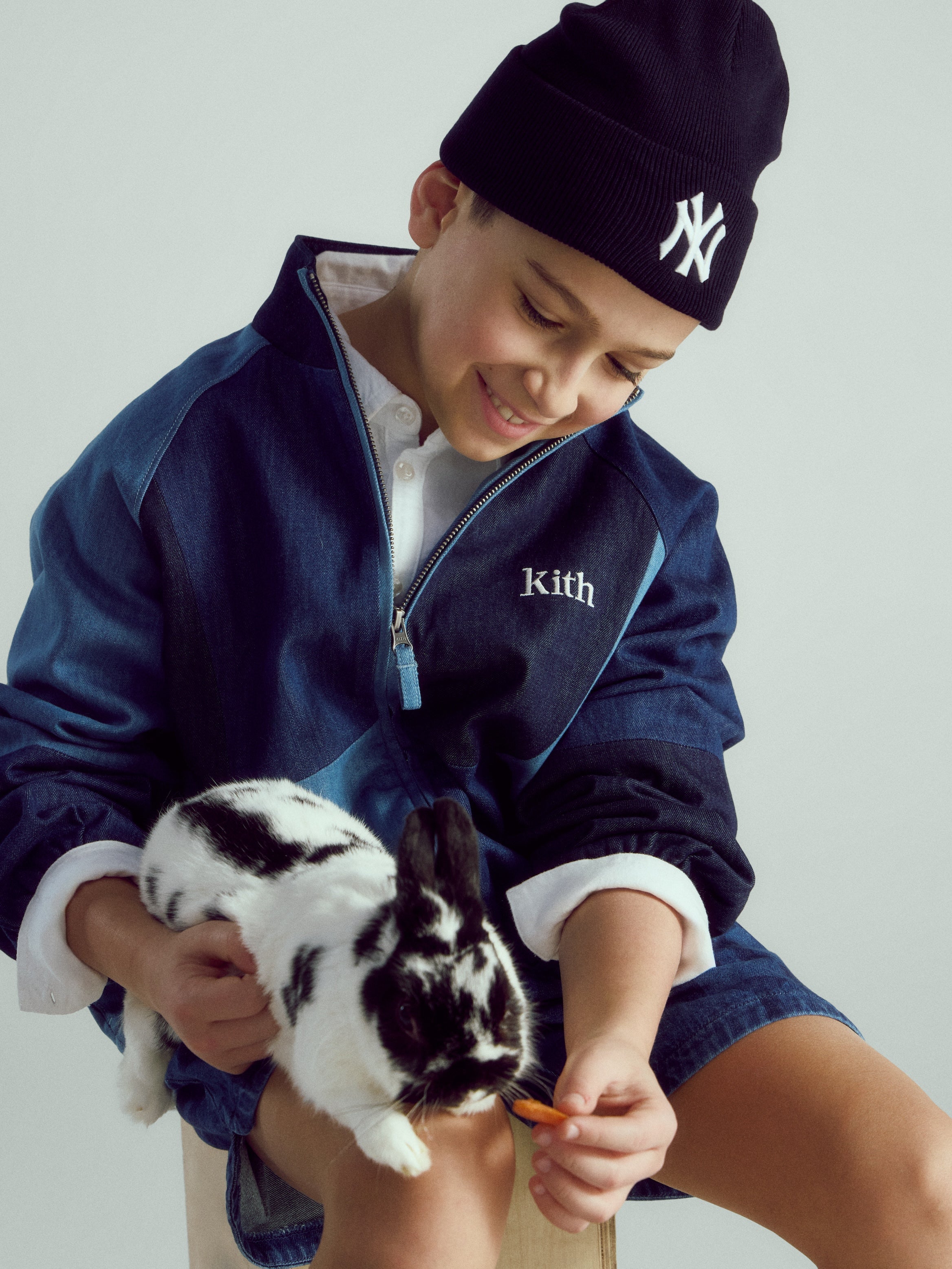 新品未使用　kith キッズ ニット帽 カーキ Kith Kids Logo Blocked Hunter Quarter Zip - Newt – Kith UK
