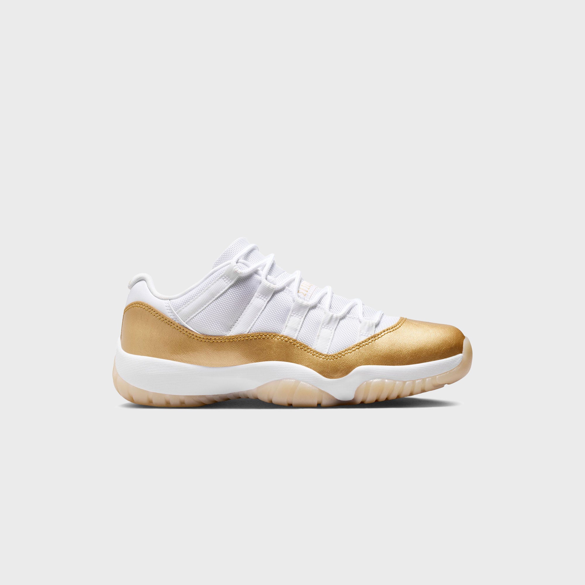 Jordan Air Jordan 11 Low - White / Metallic Gold / Team Gold