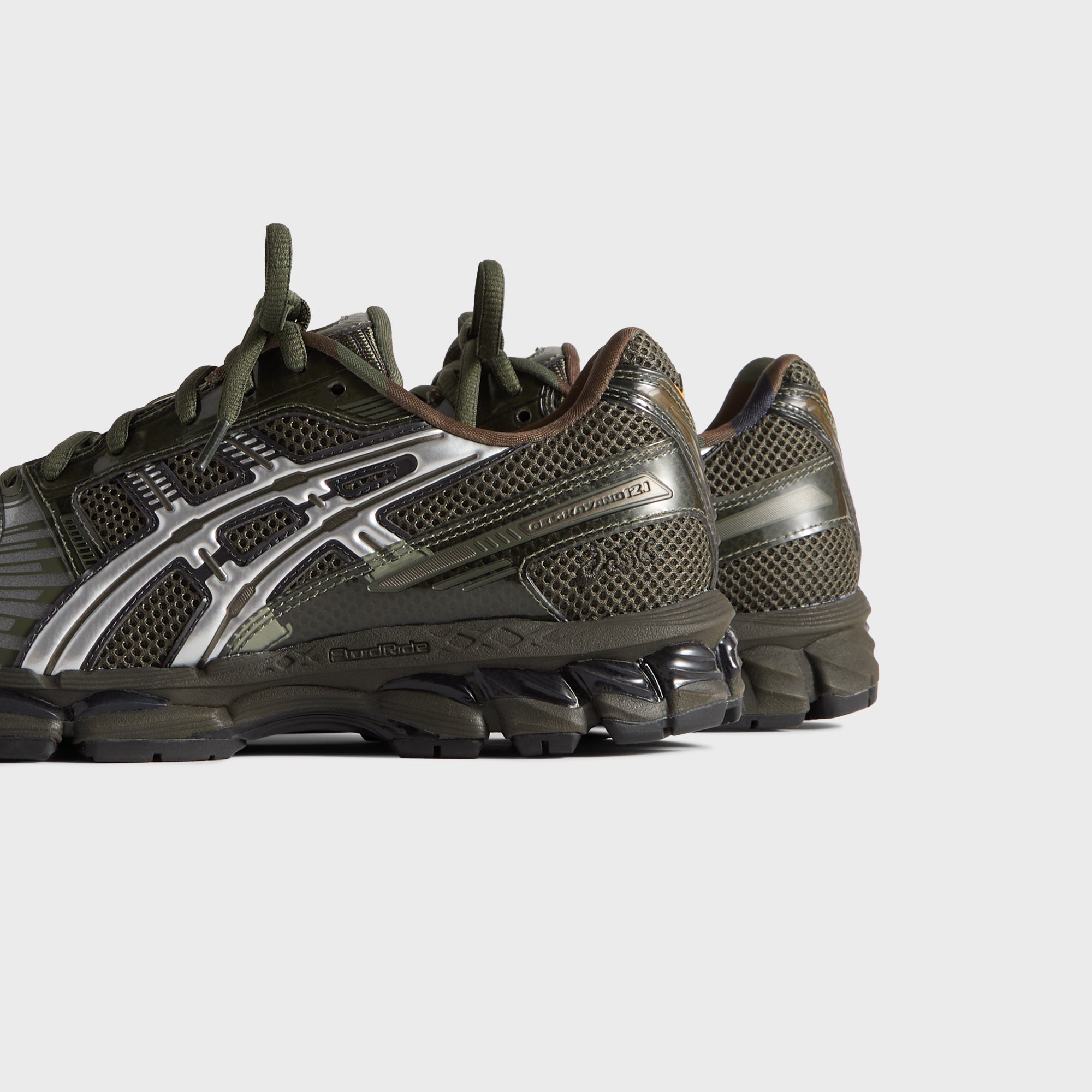 キャプテンアメリカ Marvel vs. Capcom | Kith for ASICS GEL-KAYANO® 12.1 Captain