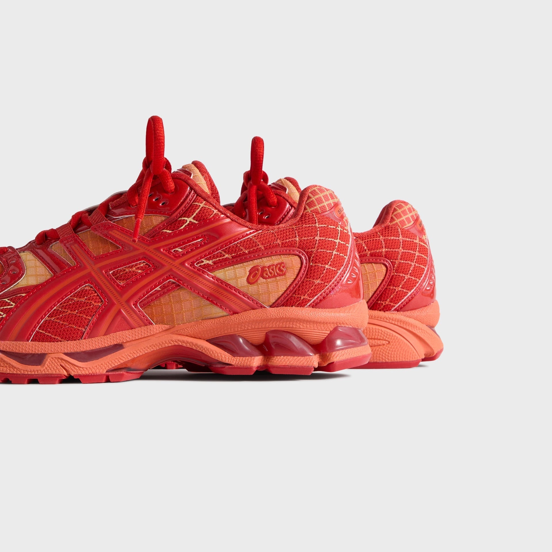 Marvel vs. Capcom | Kith for ASICS Gel-Nimbus 10.1 Iron Man vs. Mega Man Double Box - Italian Straw / Molten Lava / Mazarine Blue