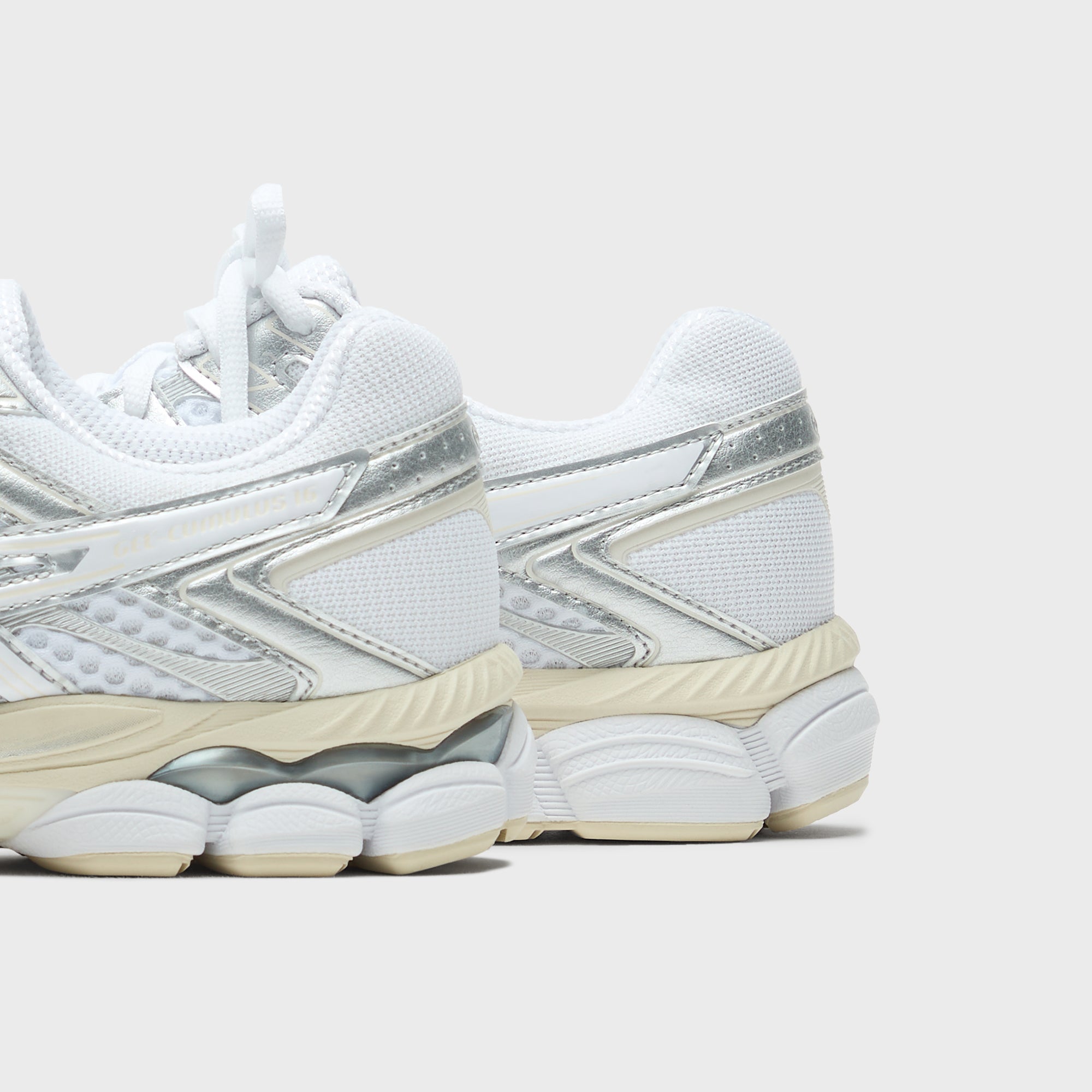 ASICS Gel-Cumulus 16 - White – Kith Japan