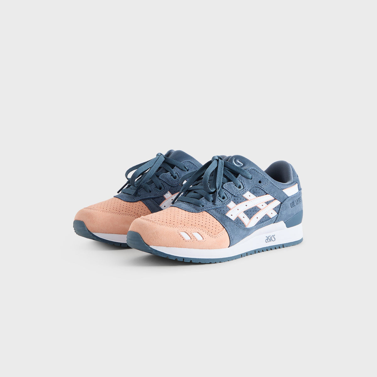 Ronnie Fieg for ASICS GEL-LYTE™ III Remastered "Salmon Toe" - Salmon / White