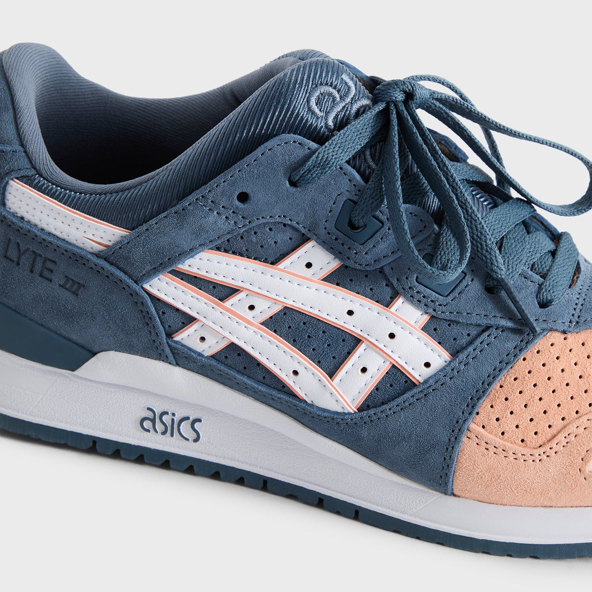 Ronnie Fieg for ASICS GEL-LYTE™ III Remastered "Salmon Toe" - Salmon / White