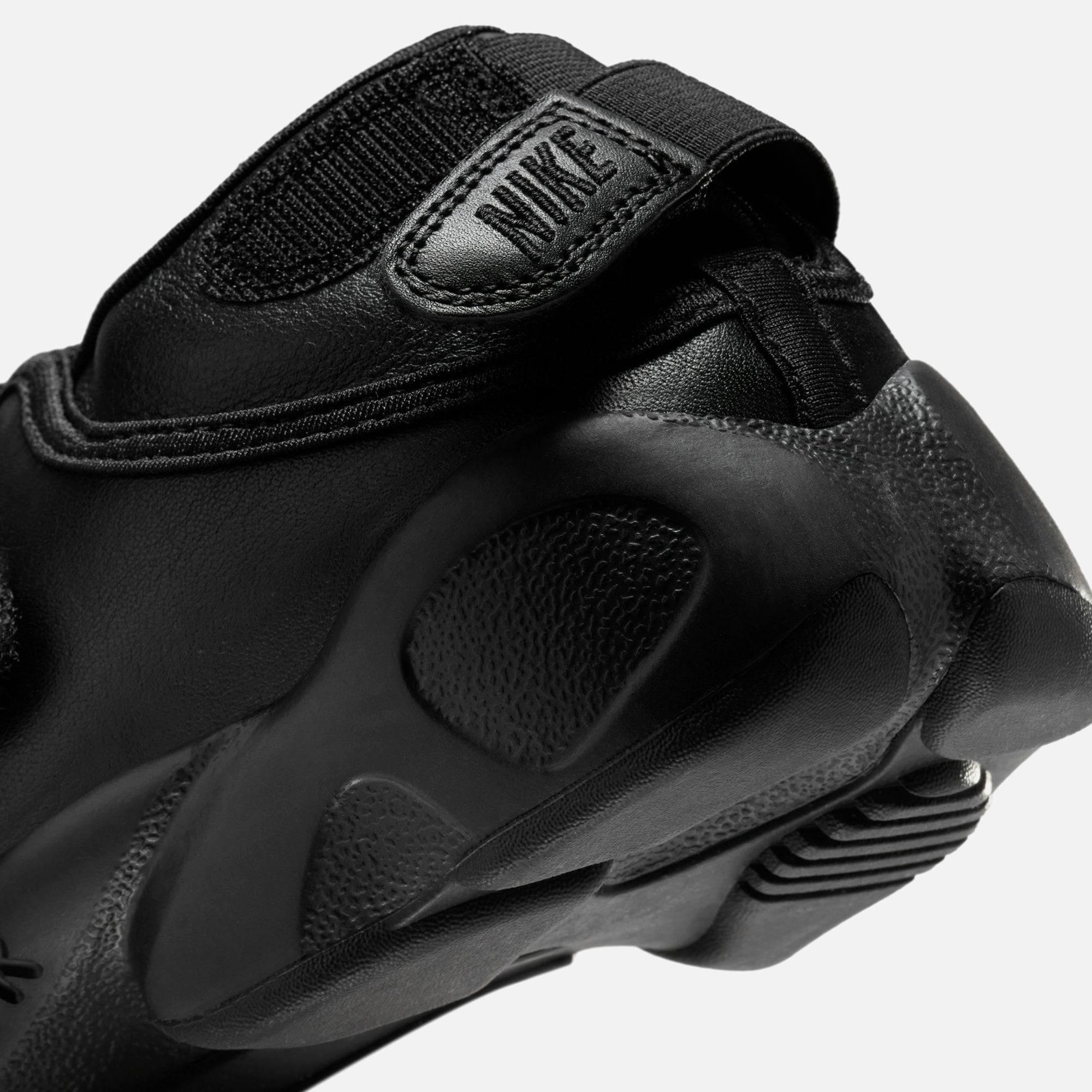 Air Rift Prm Black/Black – Kith Japan