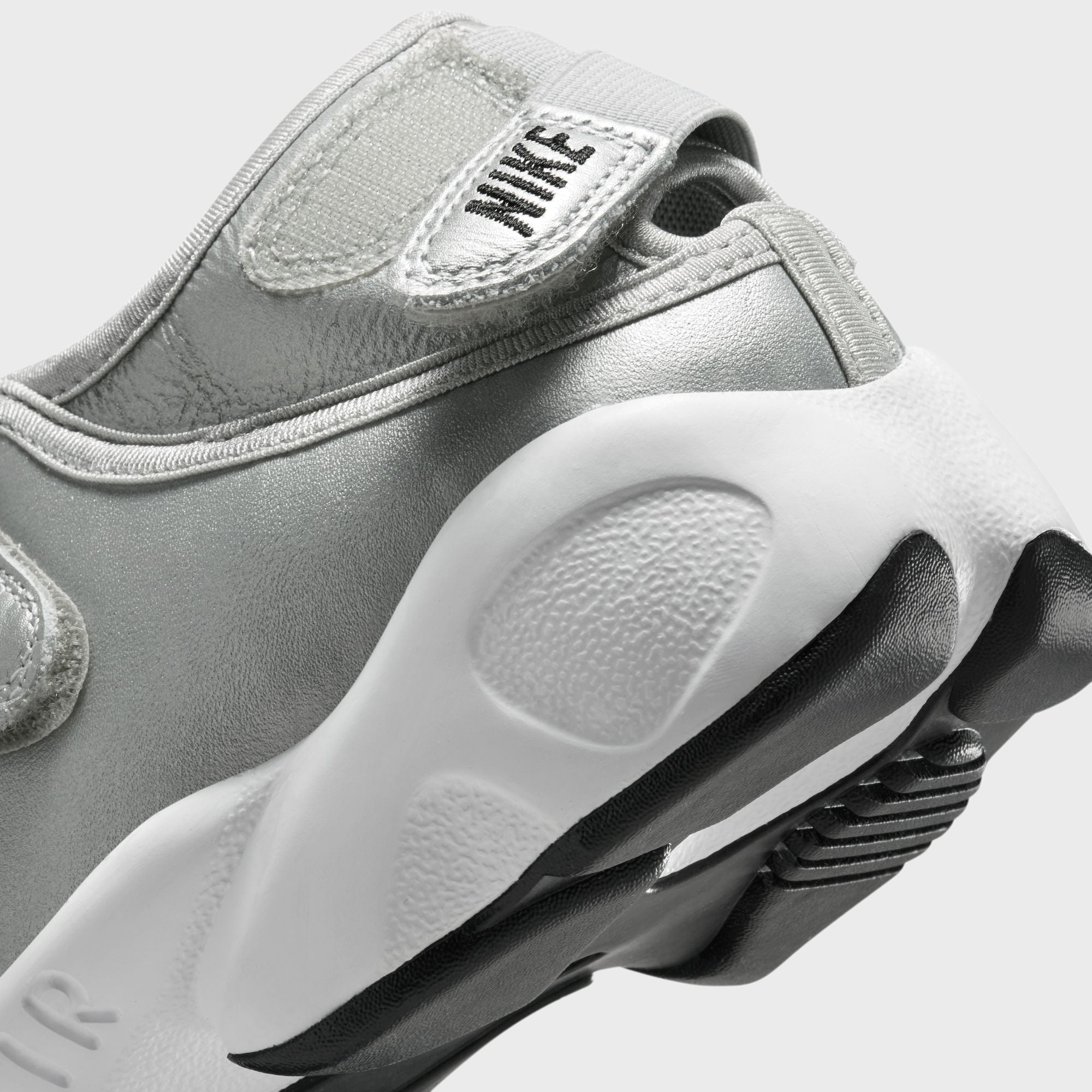 Nike WMNS Air Rift - Metallic Silver / Black – Kith Japan