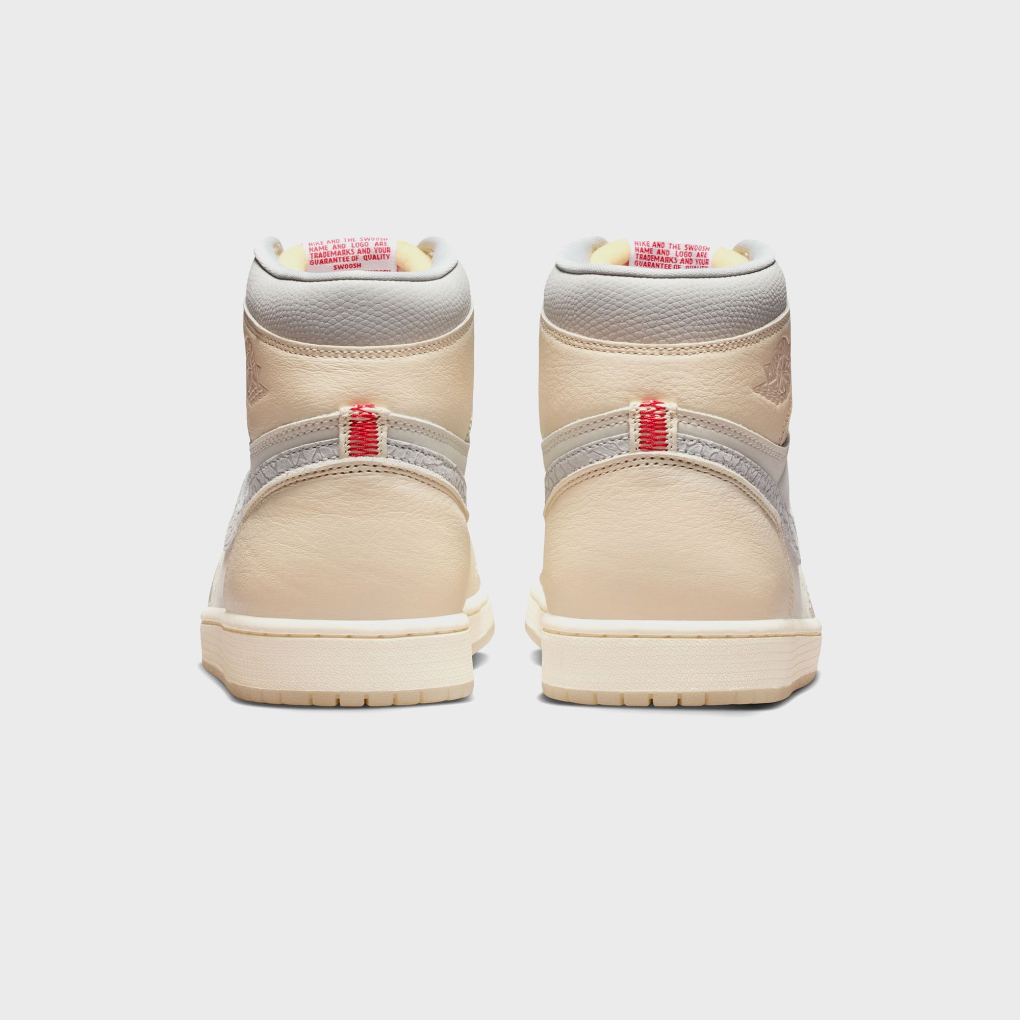 Jordan Air Jordan 1 Retro High OG - Sail / University Red / Pale