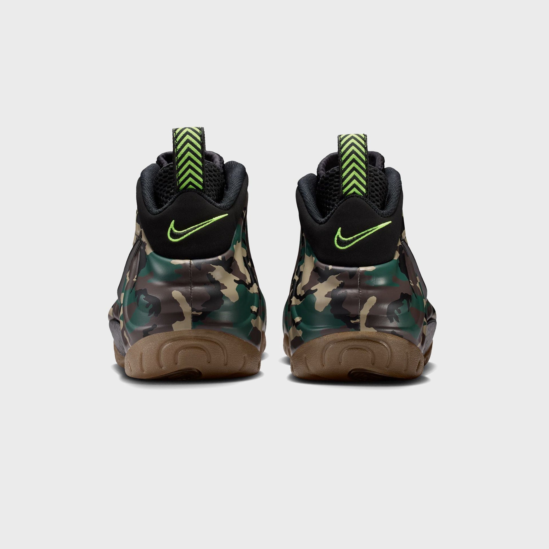 Nike Air Foamposite Pro - Black / Multicolor