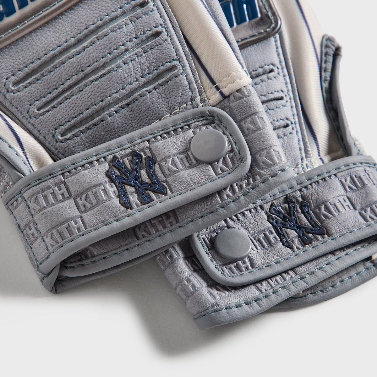Kith & Franklin for the New York Yankees CFX Pro Gloves - Multi - PH
