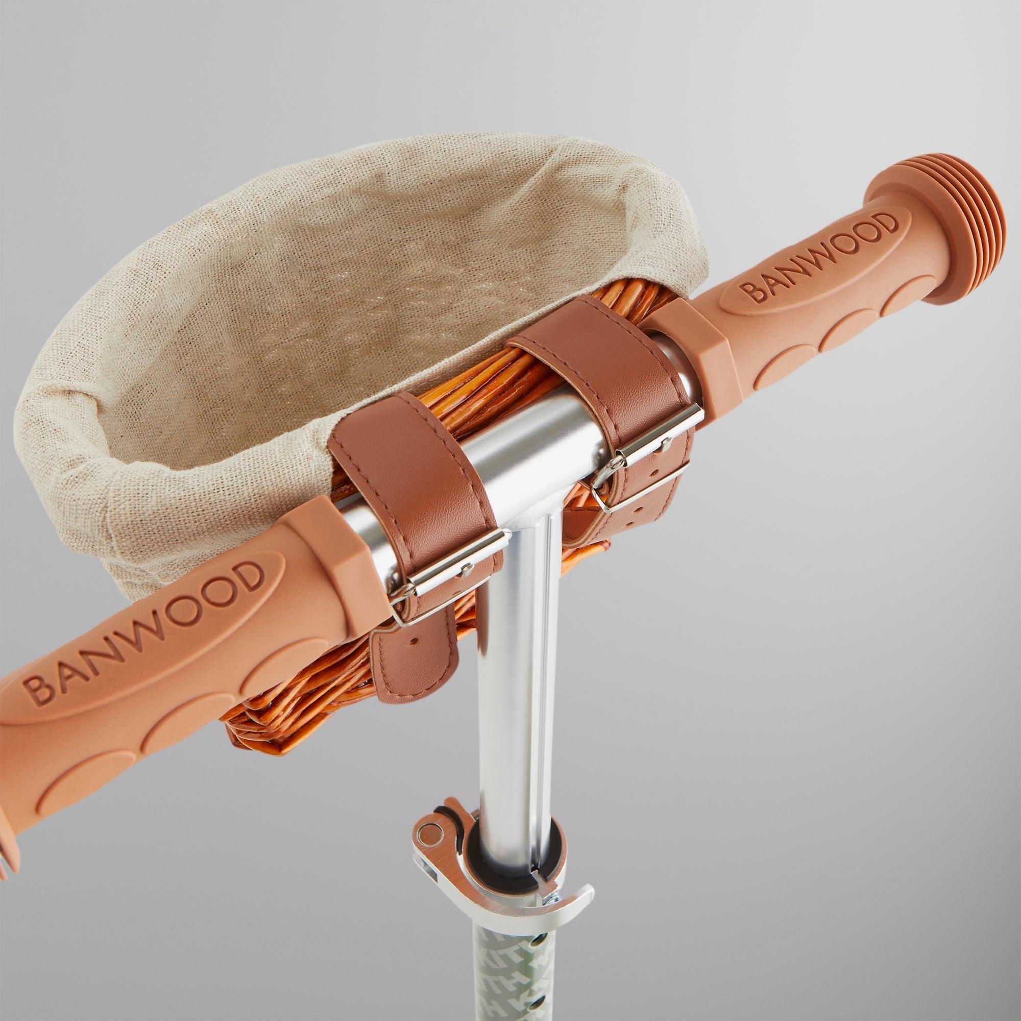 Kith Kids for Banwood Scooter – Kith Japan