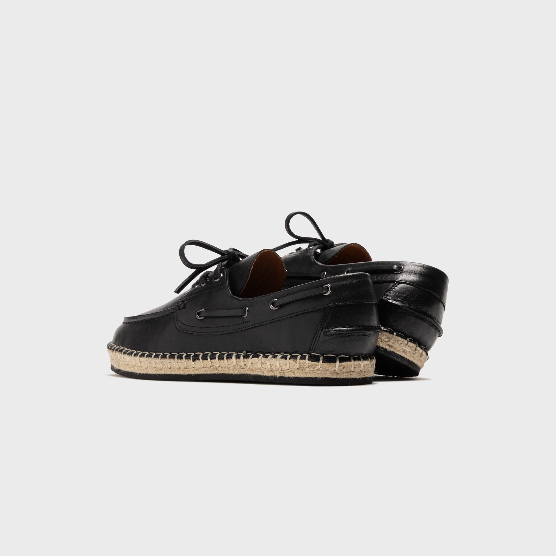 CAMINANDO 3-Eyelet Espadrille - Black