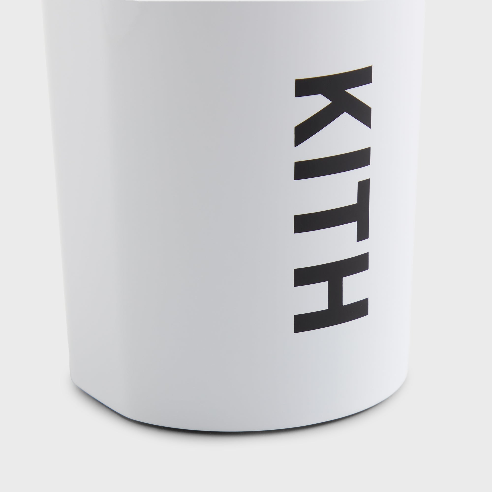 新品未使用　KITH タンブラー USA Kith for YETI Rambler® 20oz. Tumbler - Black