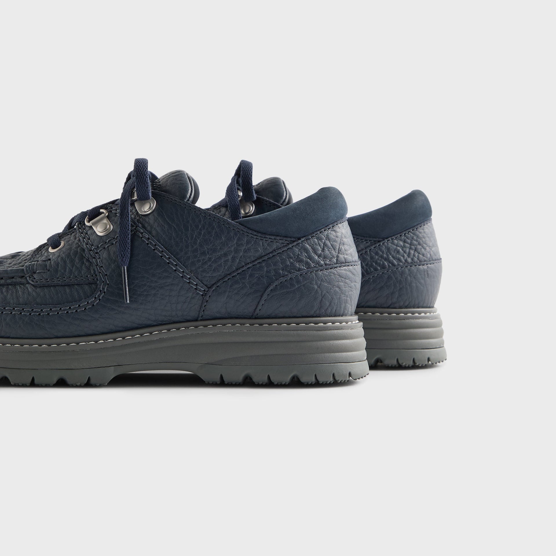 8th St by Ronnie Fieg for Clarks Originals & the New York Yankees Sunderland - Navy