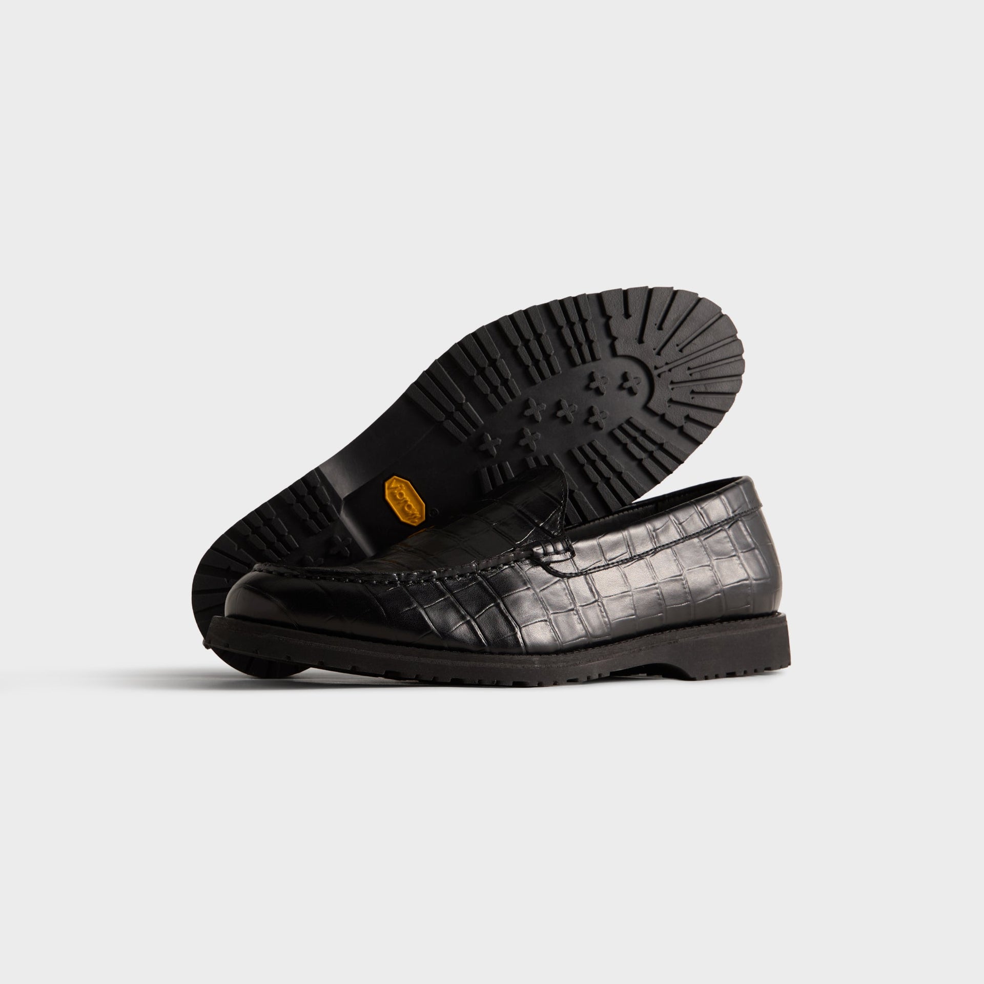 8th St by Ronnie Fieg for Clarks Originals Bristol Loafer - Black Croc