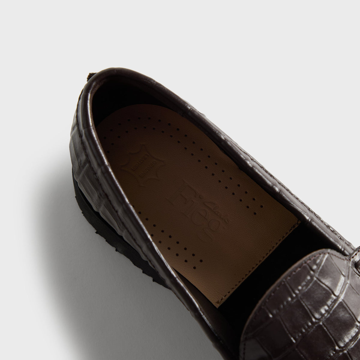 8th St by Ronnie Fieg for Clarks Originals Bristol Loafer - Brown