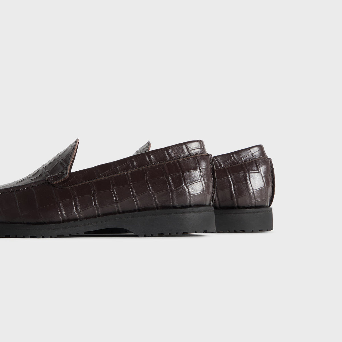 8th St by Ronnie Fieg for Clarks Originals Bristol Loafer - Brown