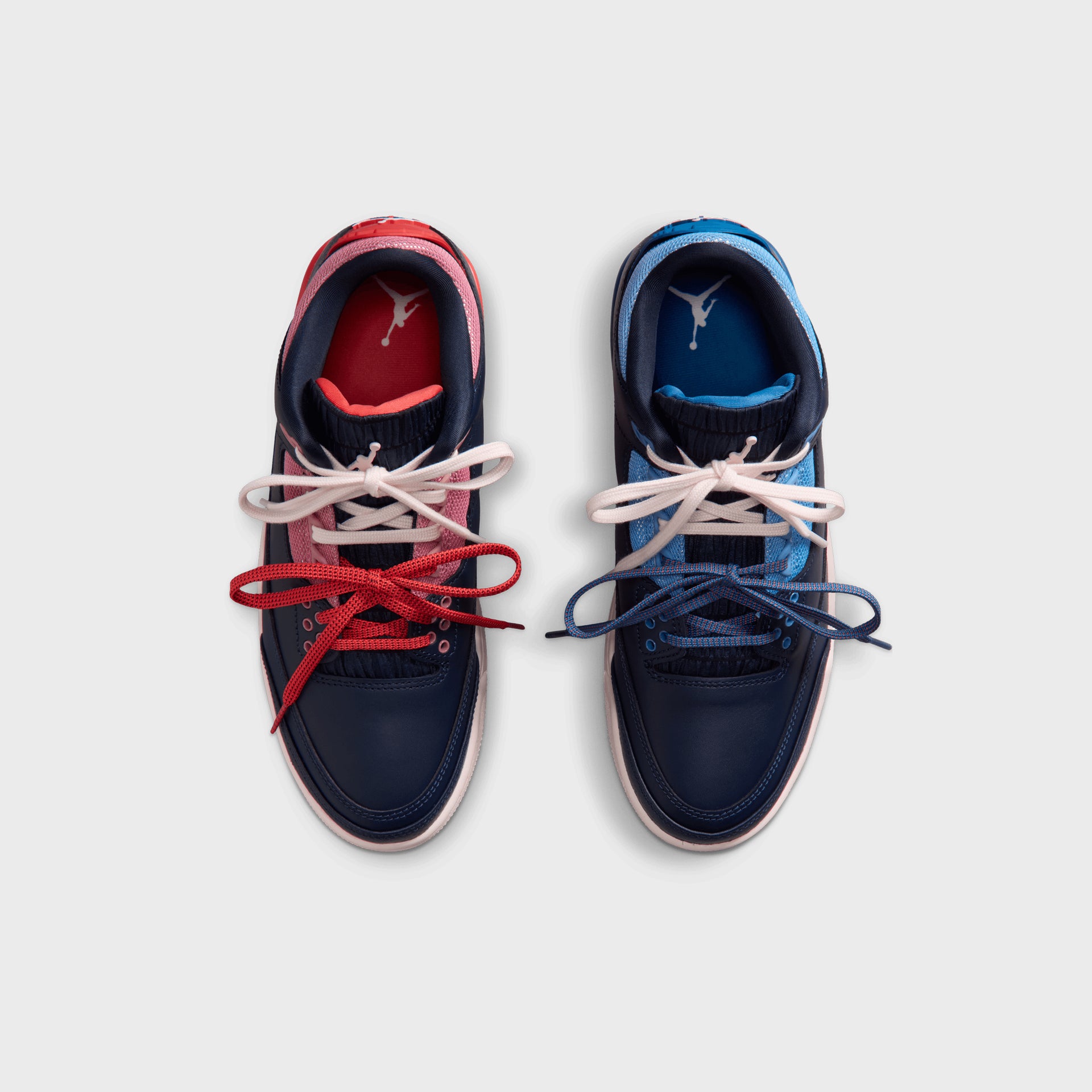 Jordan WMNS Air Jordan 3 Retro - Obsidian / Track Red / Beyond Blue / Chalk
