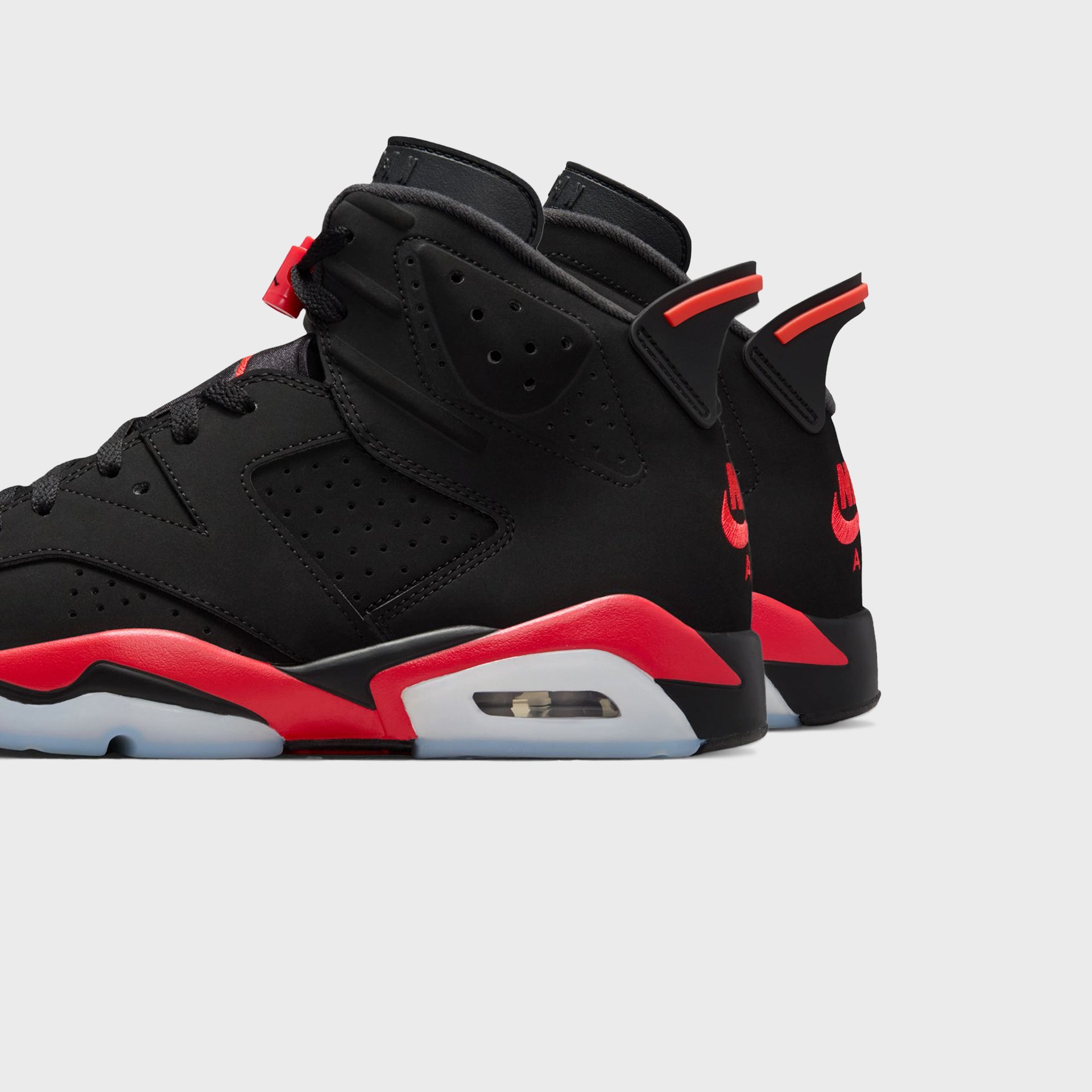 NIKE Air Jordan 6 Retro - Black