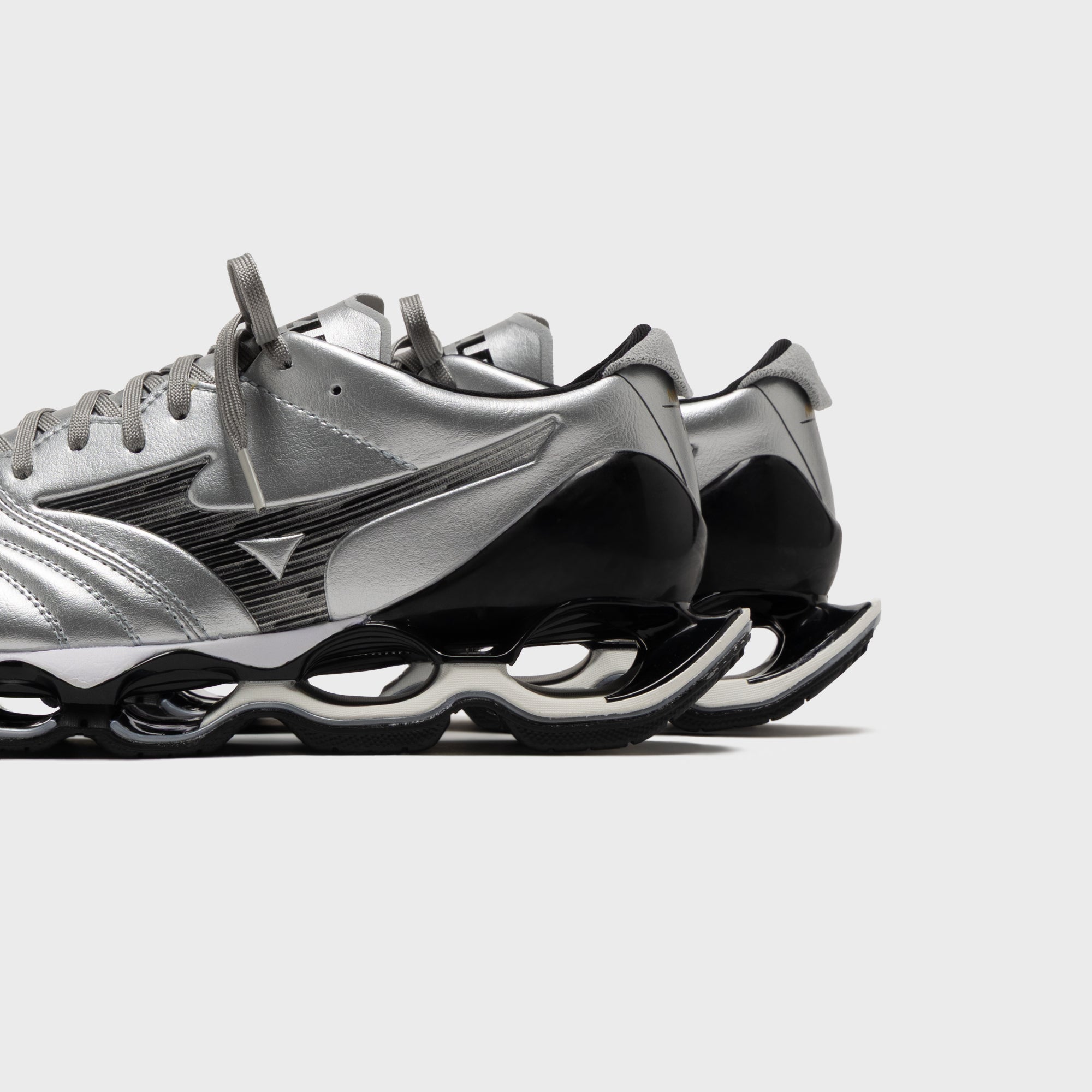 Mizuno Wave Prophecy Morelia - Silver – Kith Japan