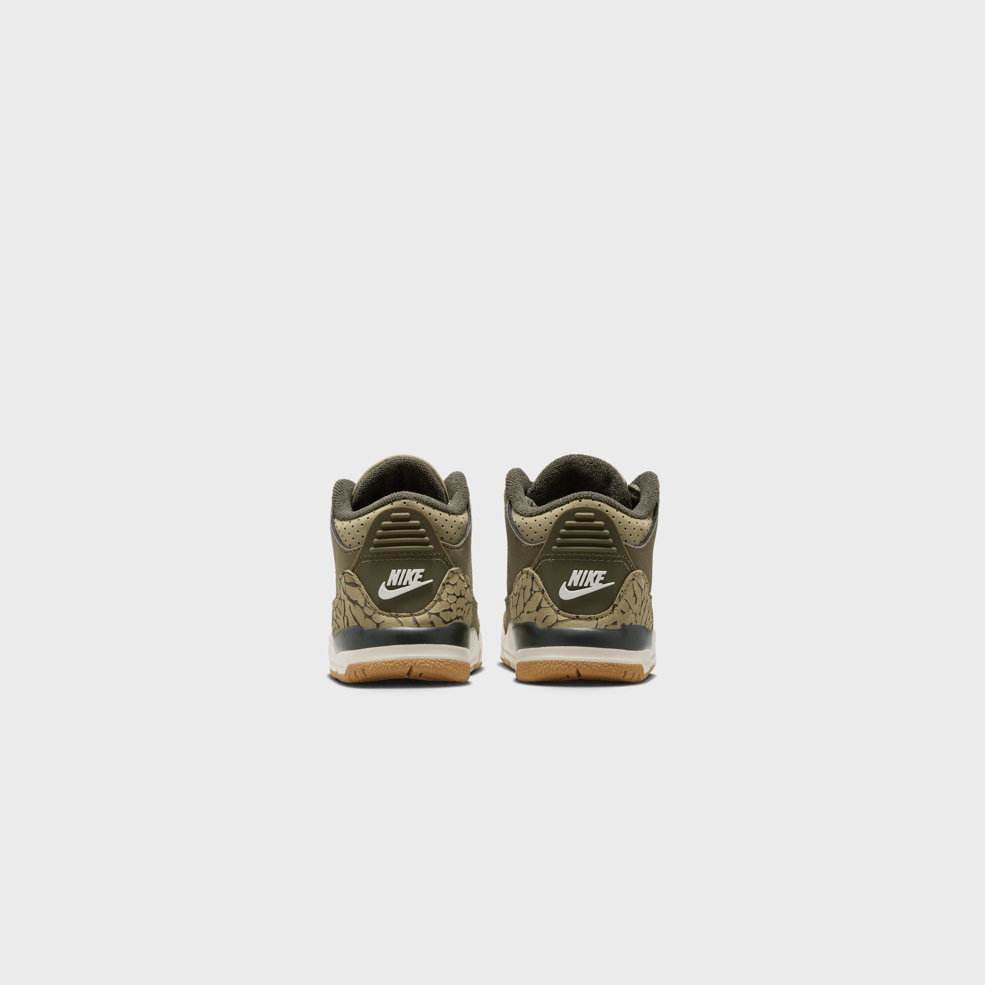 Jordan TD Jordan 3 Retro - Medium Olive / Sequoia / Neutral Olive / Sail