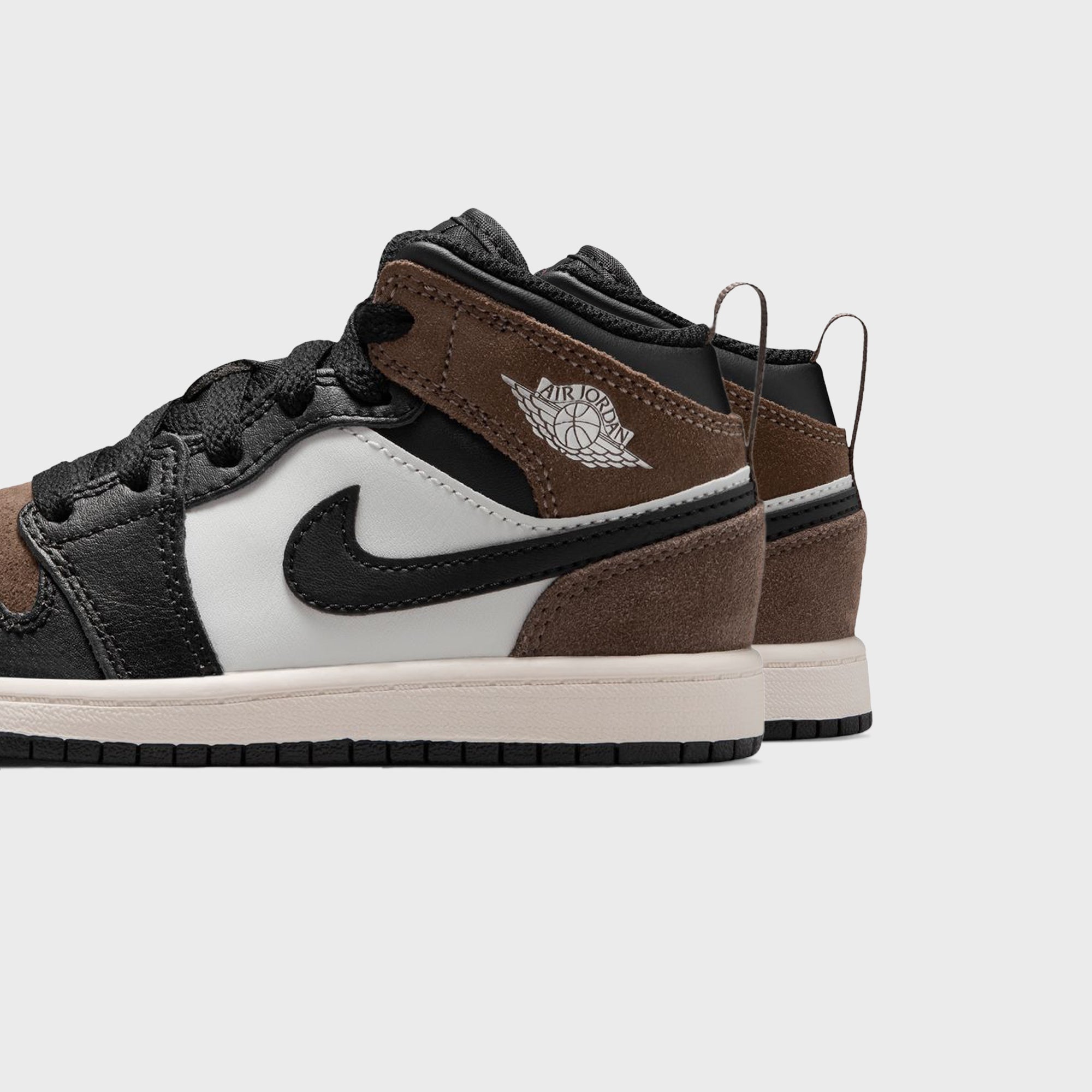 Jordan PS Jordan 1 Mid - Black / Palomino / University Red