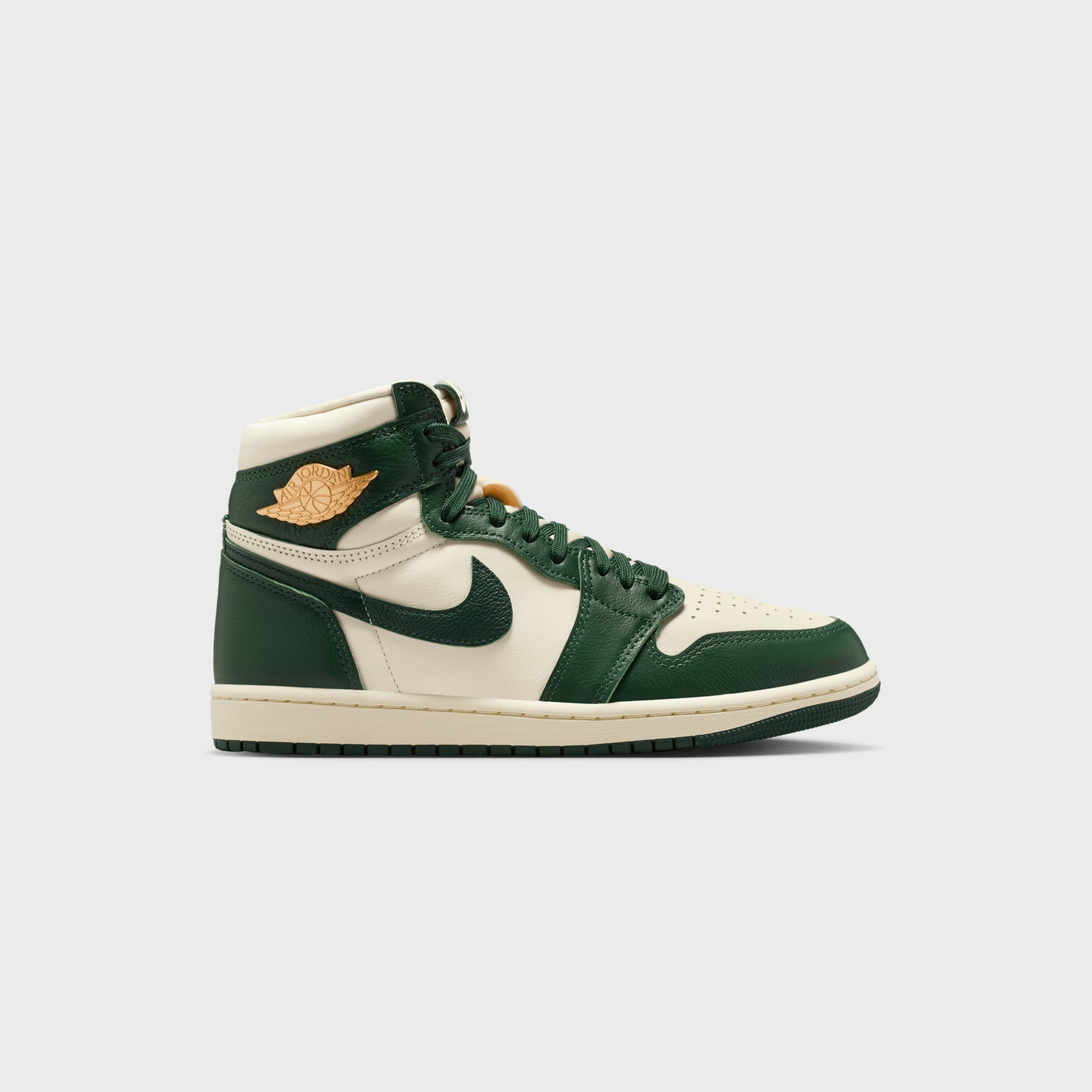 Jordan WMNS Air Jordan 1 Retro High OG - Pale Ivory / Pro Green / Fir / Coconut Milk