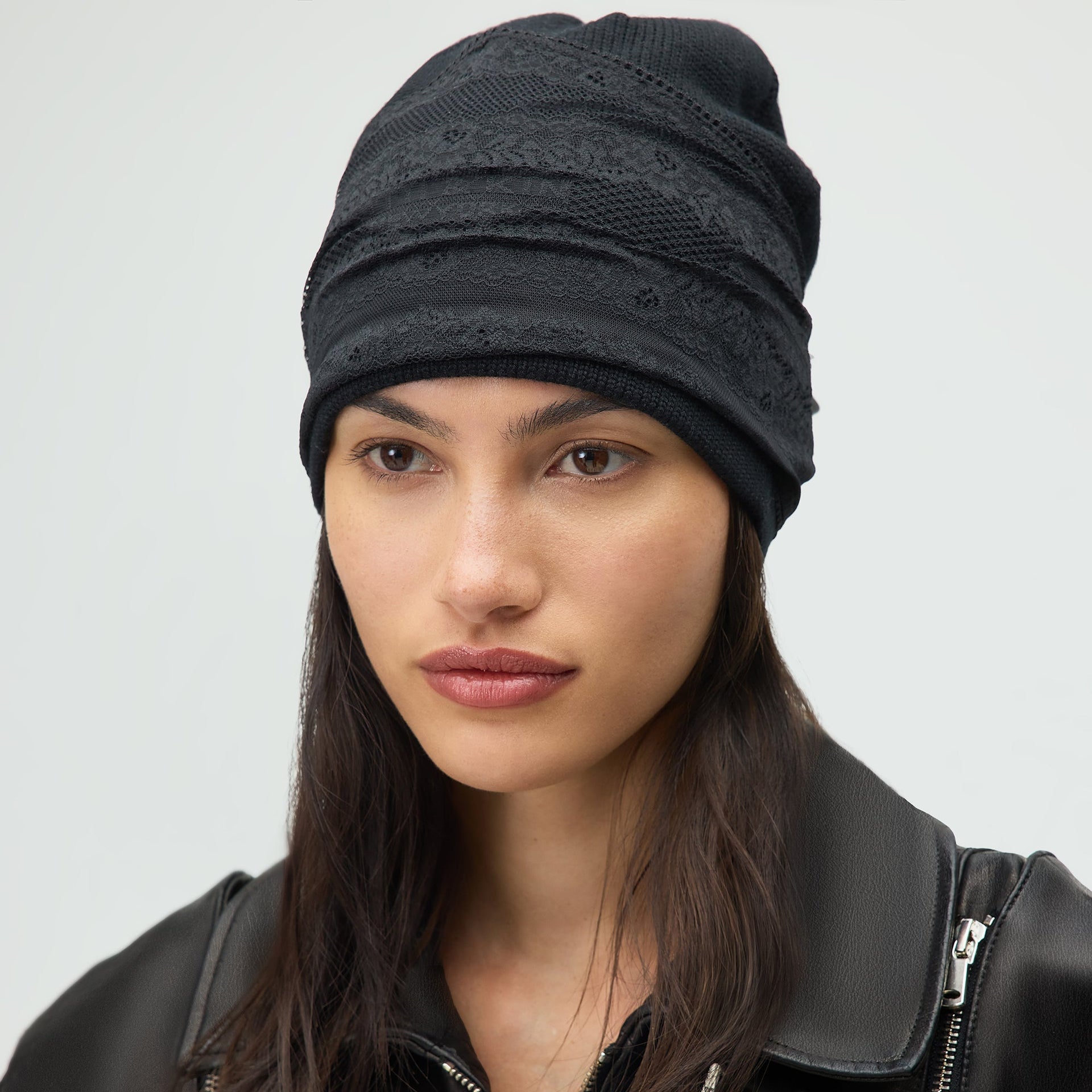 Lisa for Kith Women Cuffless Beanie With Lace Veil - Black