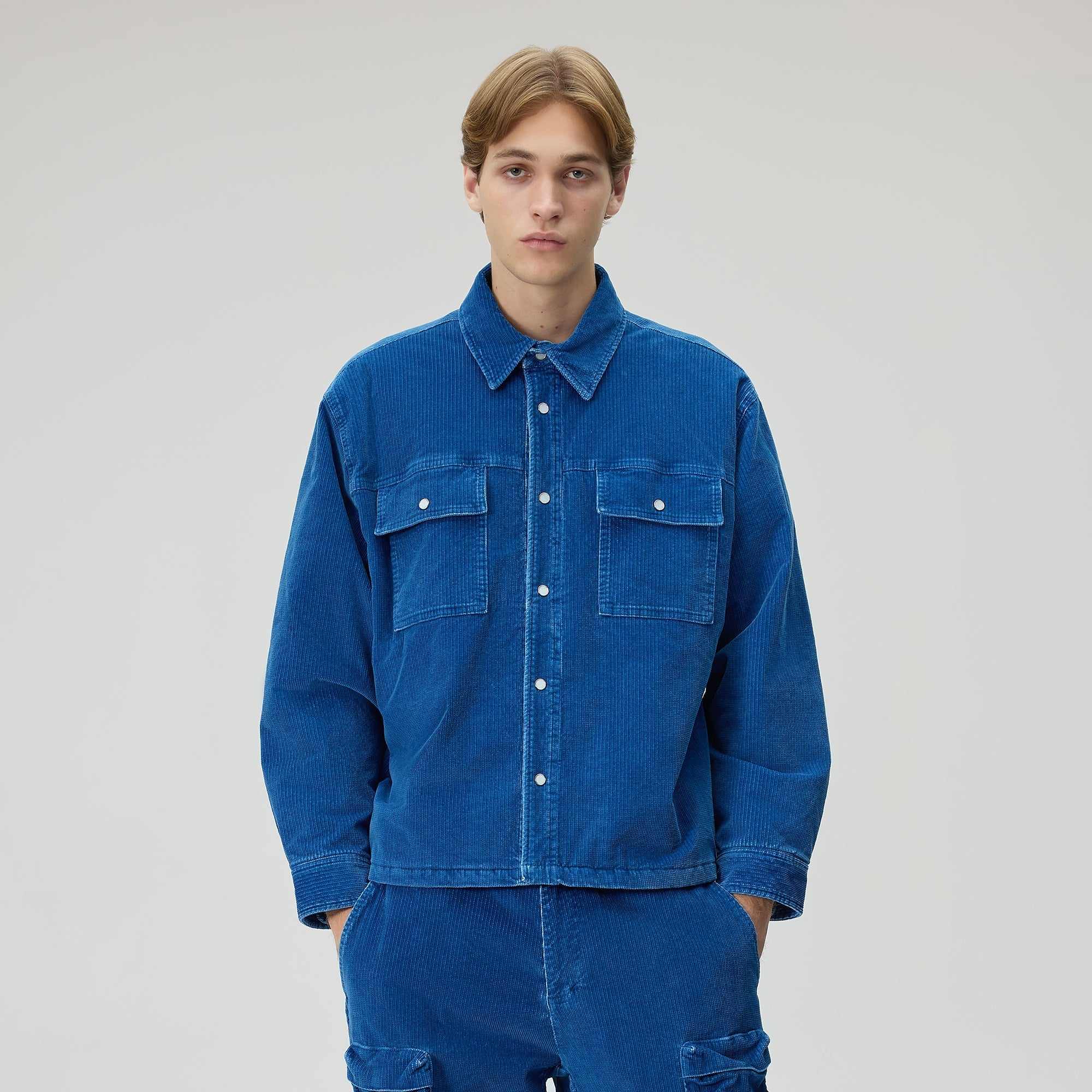 Kith Indigo Cord Vintage Apollo Shirt Jacket - Cyanotype – Kith Japan Kith Indigo Cord Vintage Apollo Shirt Jacket - Cyanotype – Kith Japan
